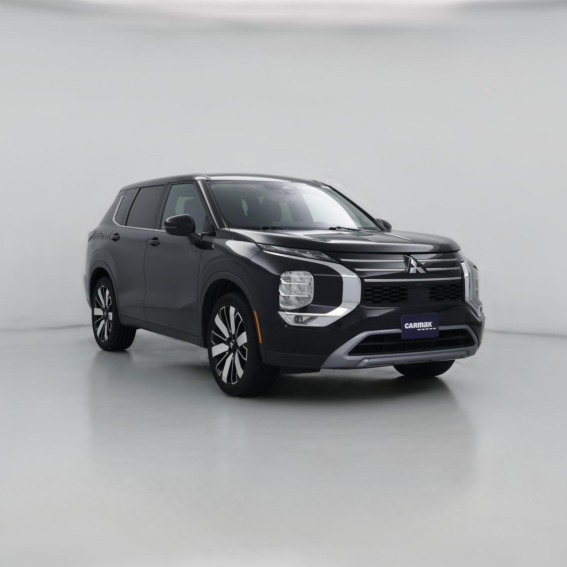 Thumbnail: 2025 Mitsubishi Outlander - 1