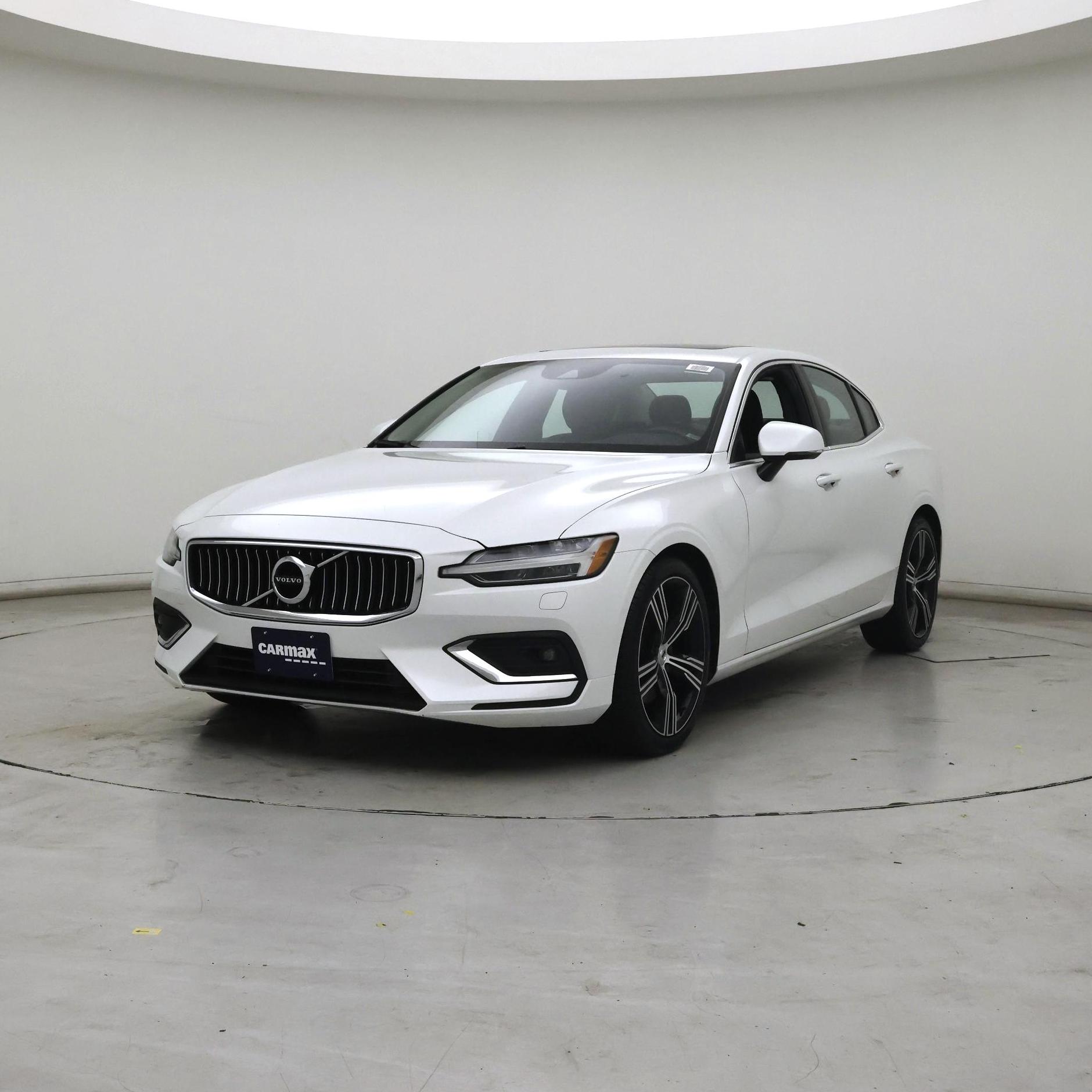 Thumbnail: 2022 Volvo S60 - 4