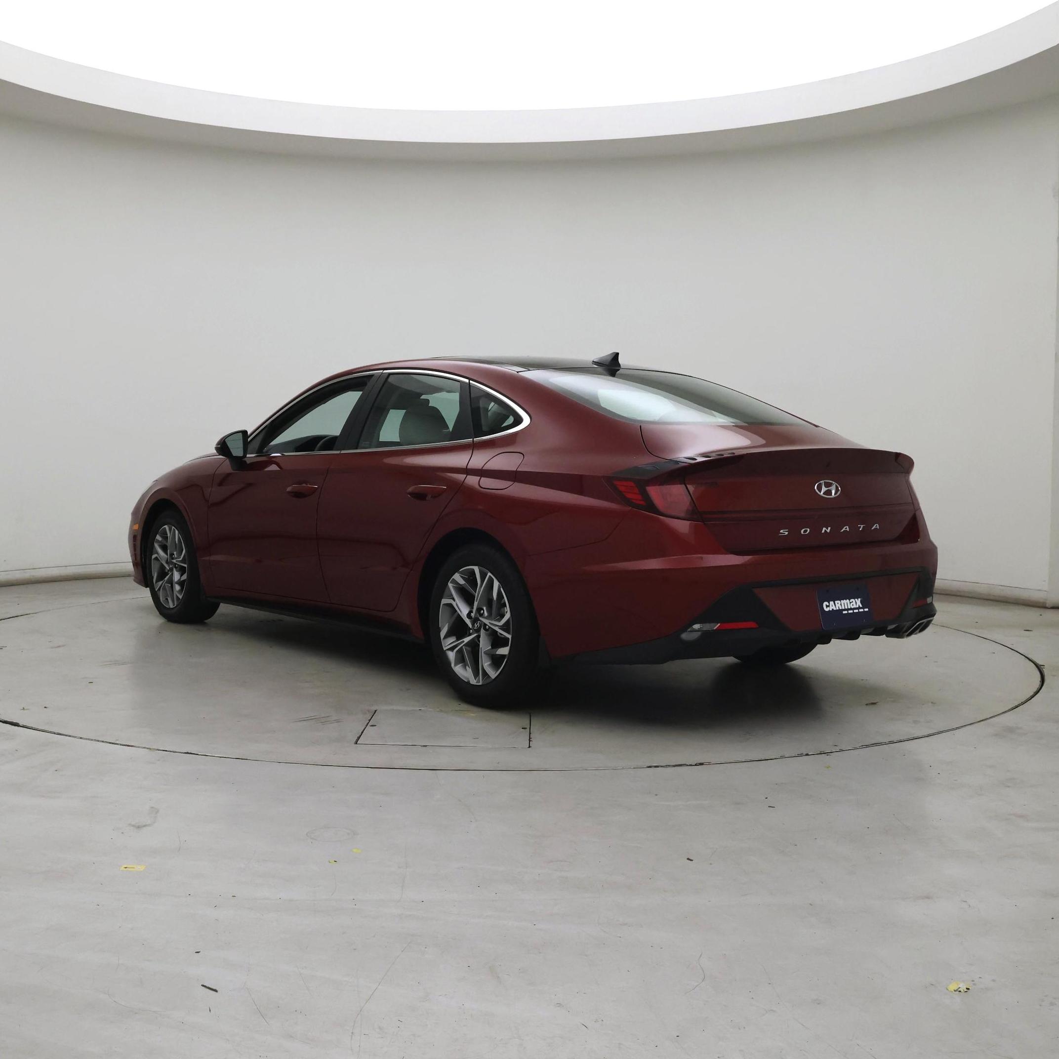 Thumbnail: 2023 Hyundai Sonata - 2