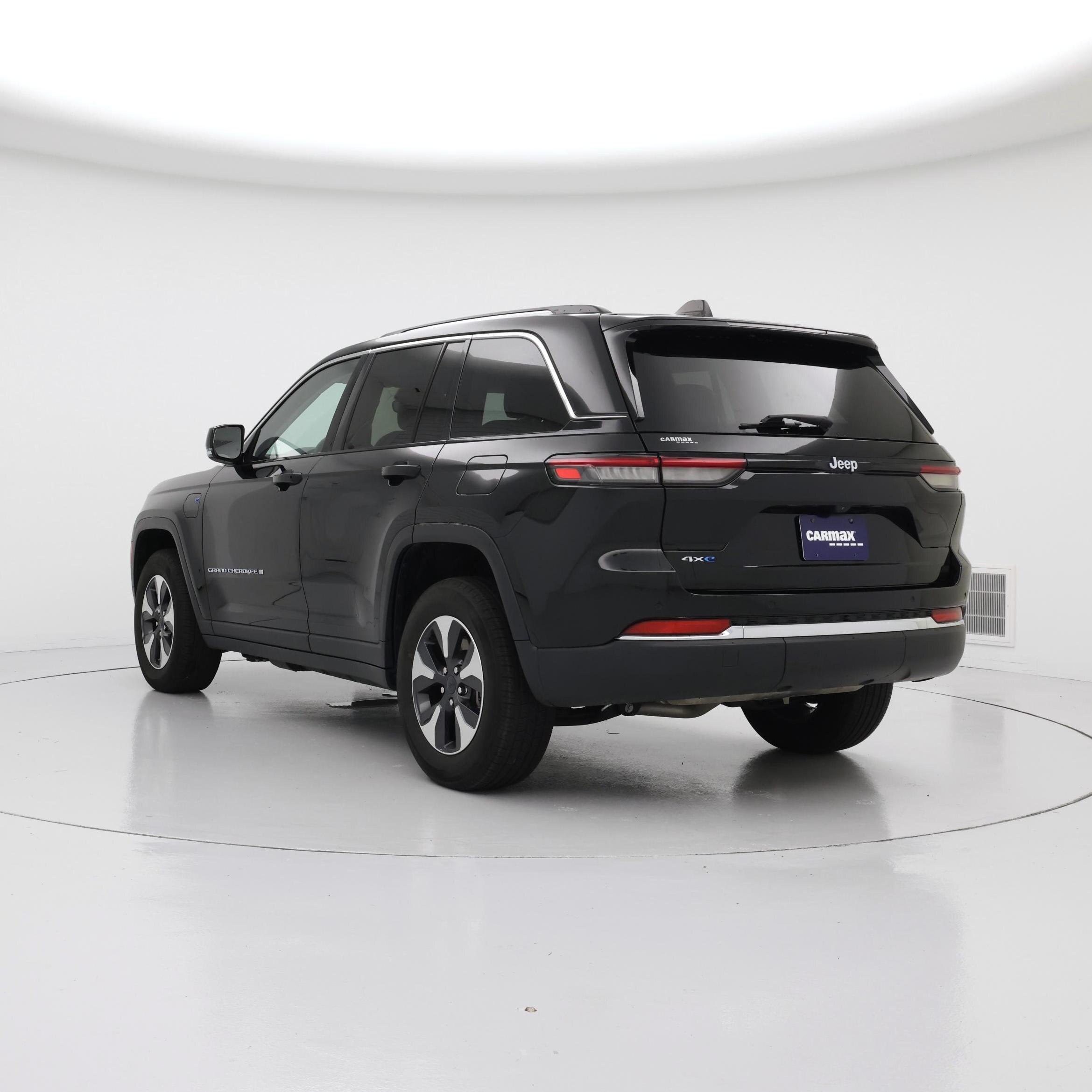 Thumbnail: 2023 Jeep Grand Cherokee - 2