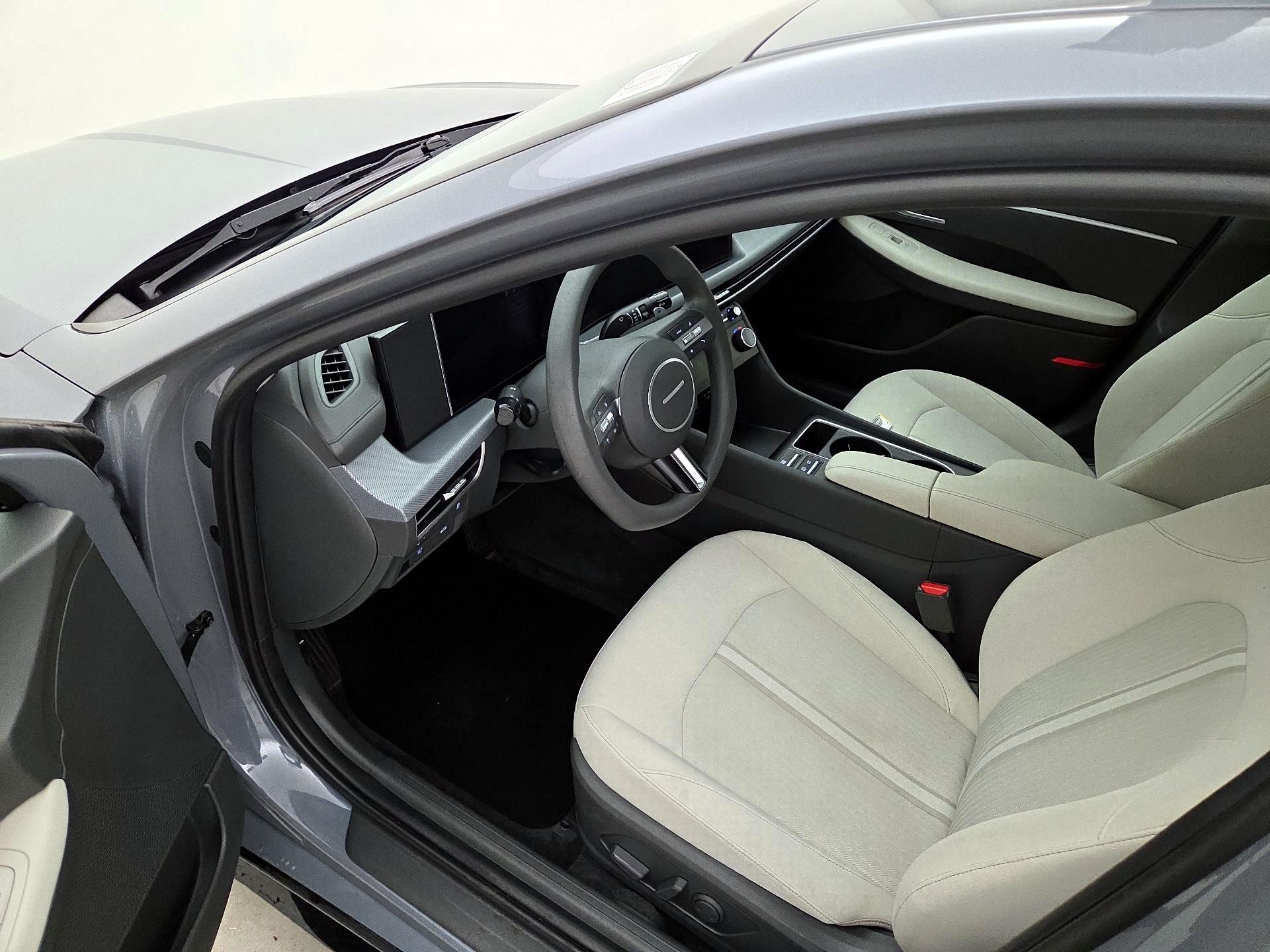 Thumbnail: 2024 Hyundai Sonata - 11