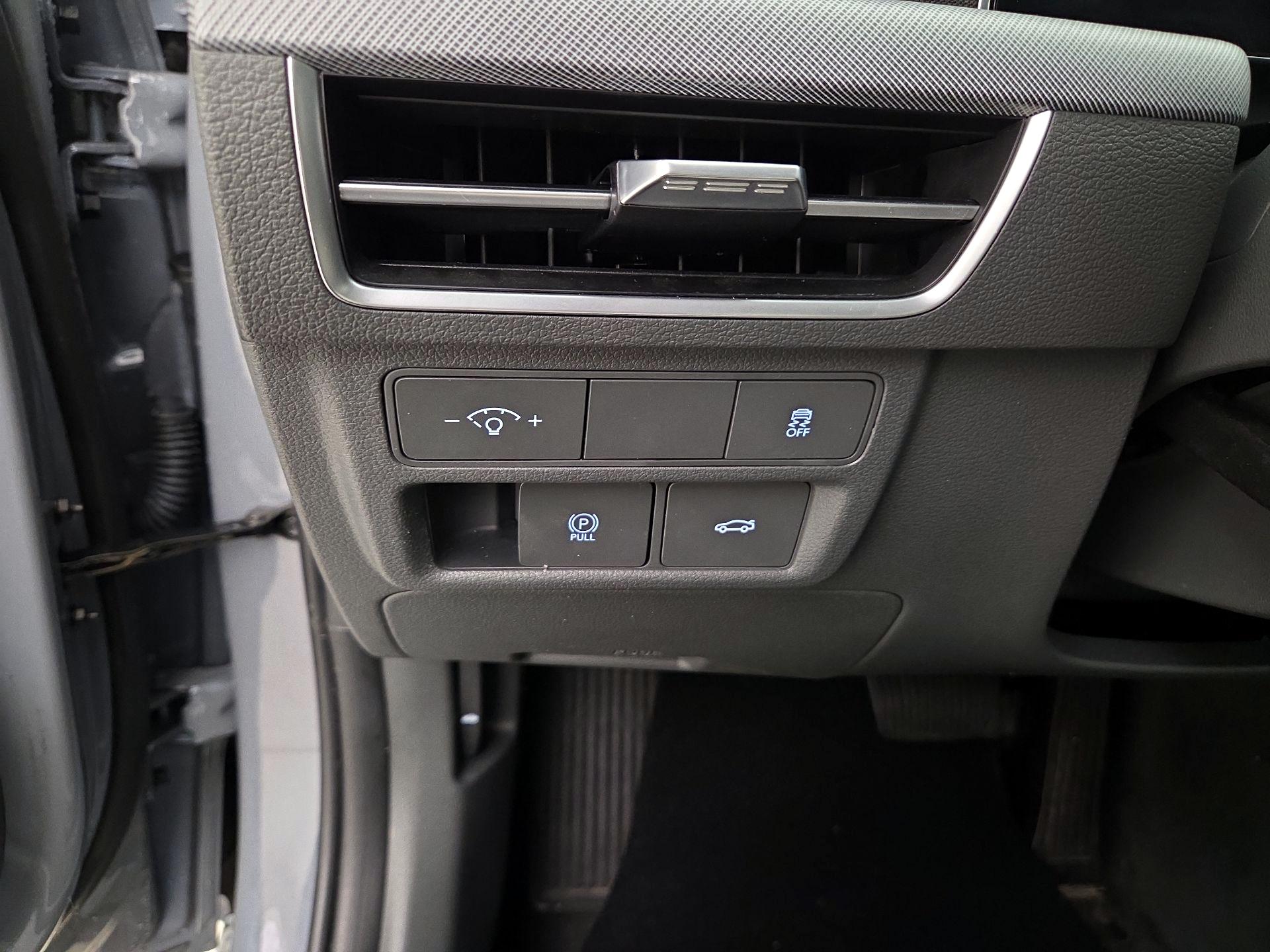 Thumbnail: 2024 Hyundai Sonata - 13
