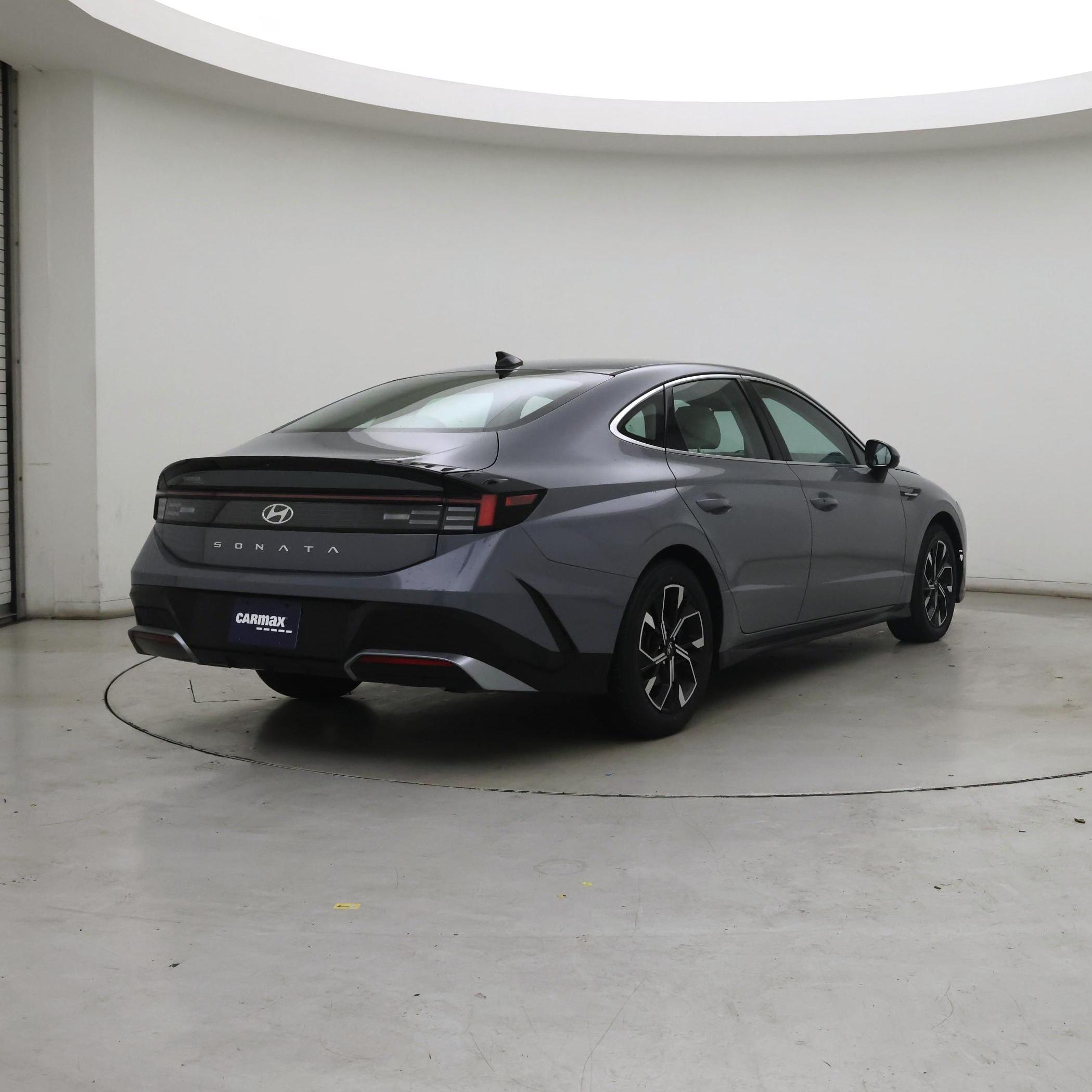 Thumbnail: 2024 Hyundai Sonata - 8