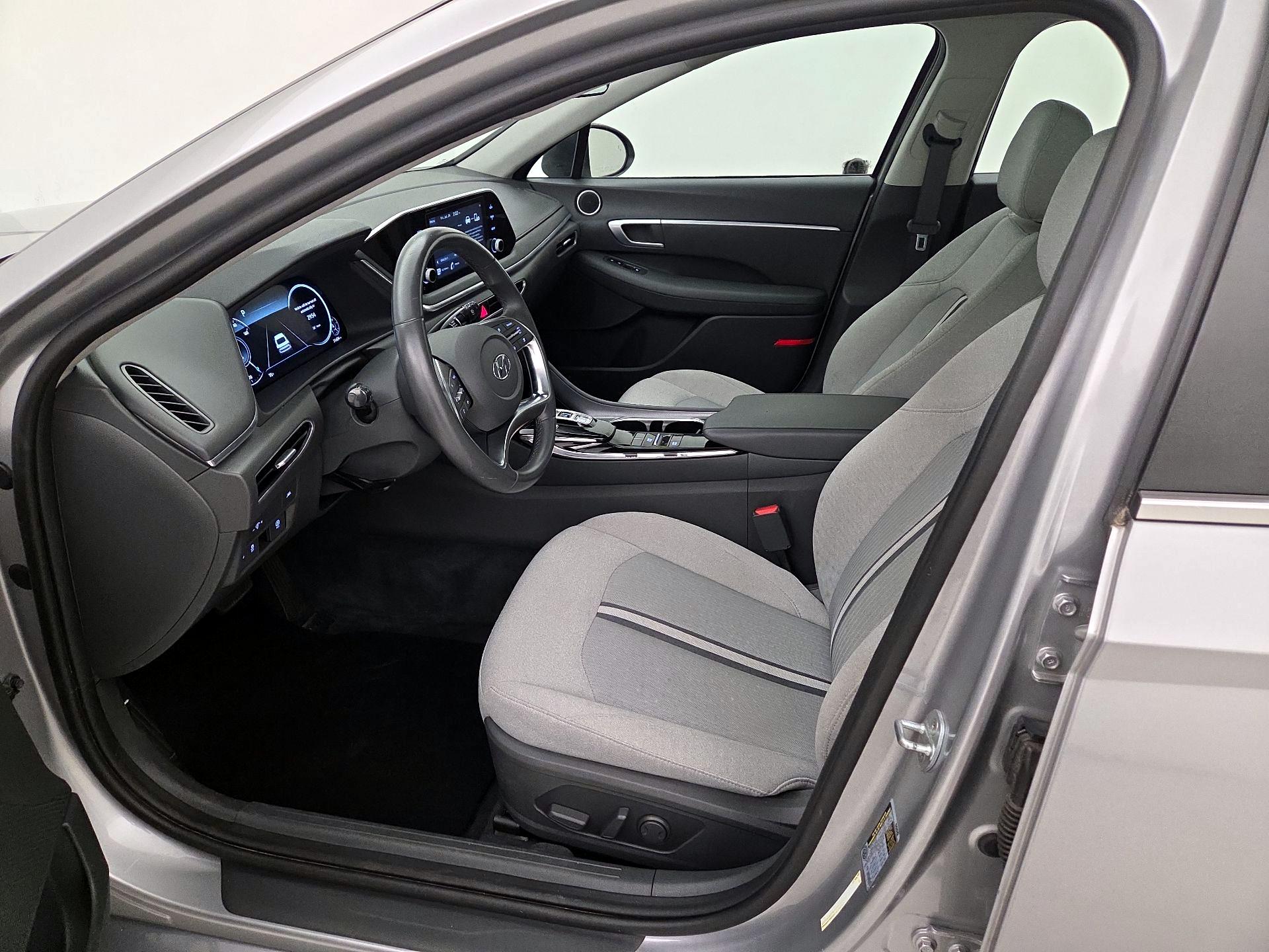 Thumbnail: 2020 Hyundai Sonata - 11