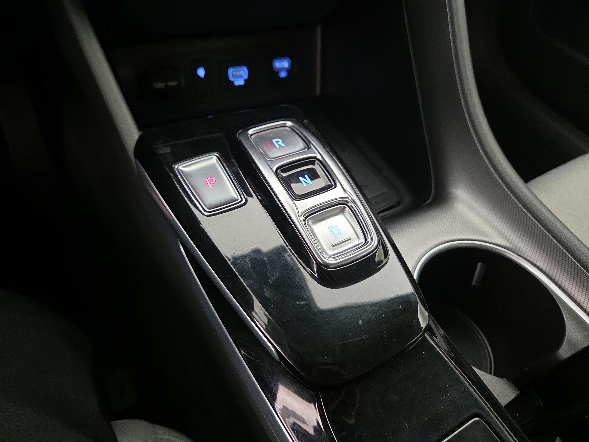 Thumbnail: 2020 Hyundai Sonata - 17