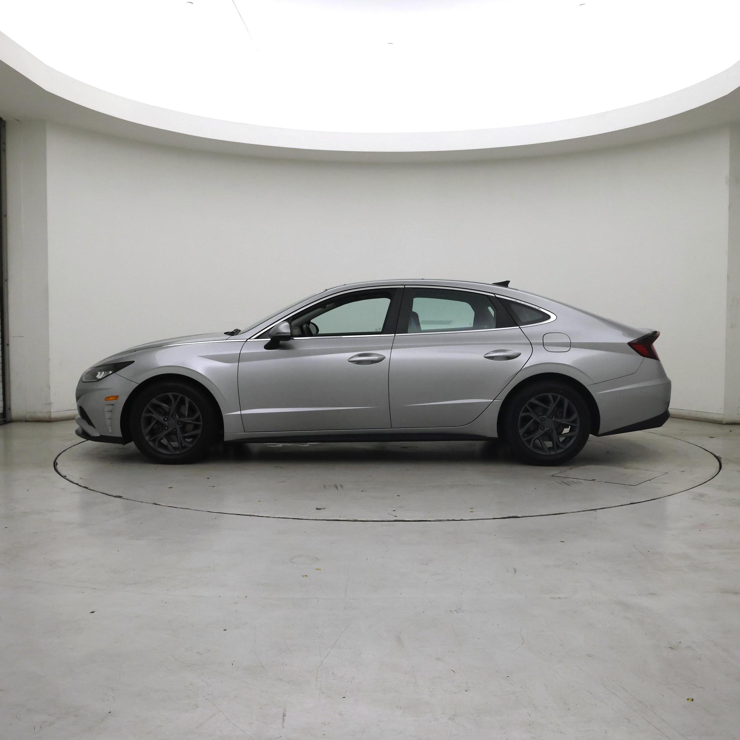 Thumbnail: 2020 Hyundai Sonata - 3