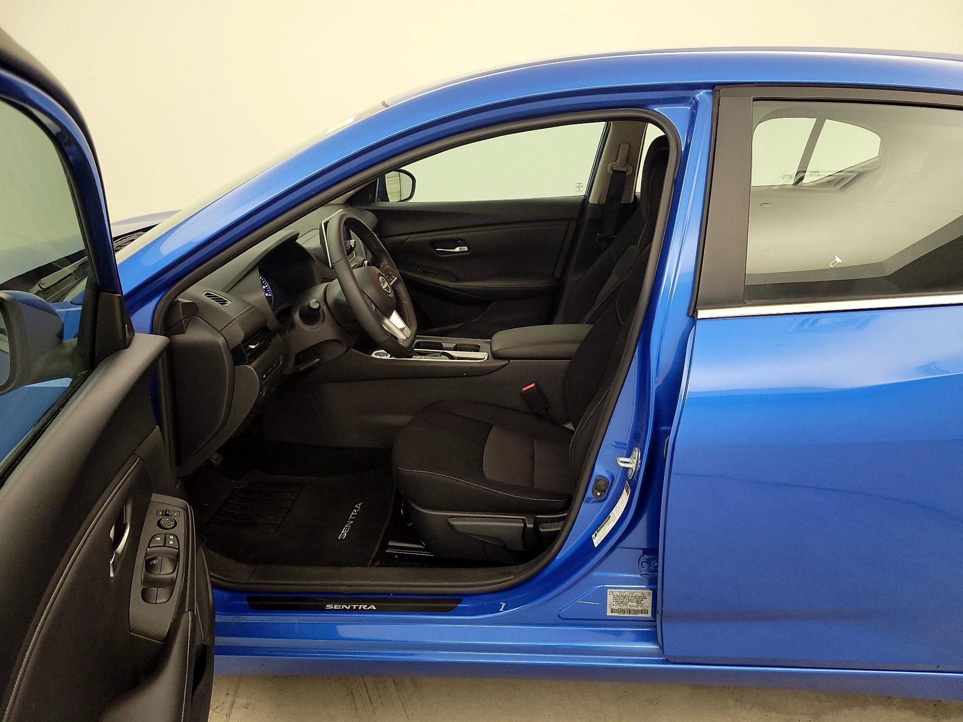 Thumbnail: 2024 Nissan Sentra - 9