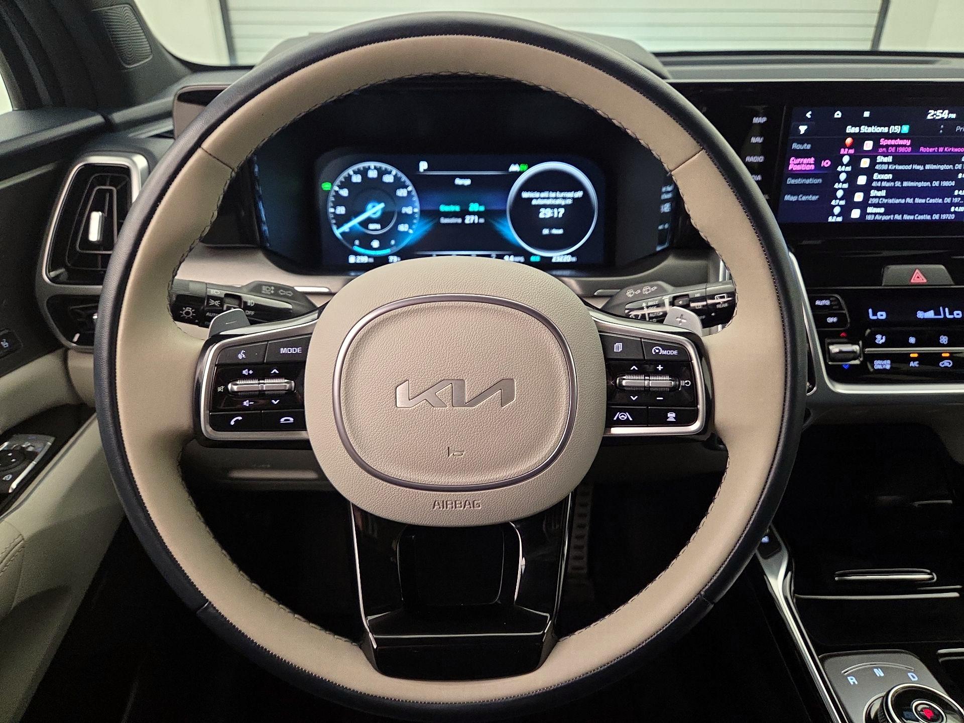 Thumbnail: 2023 Kia Sorento - 10