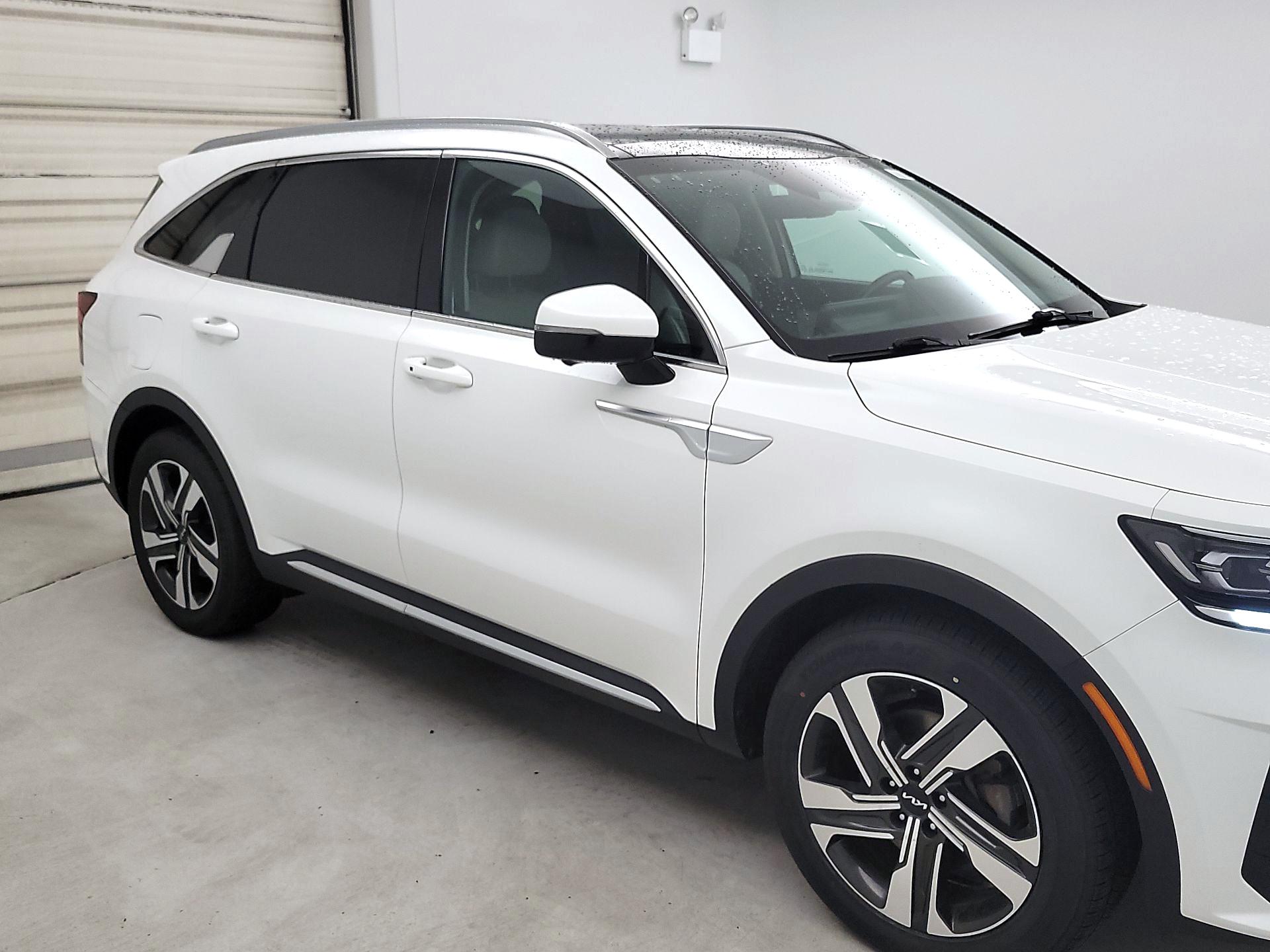 Thumbnail: 2023 Kia Sorento - 1