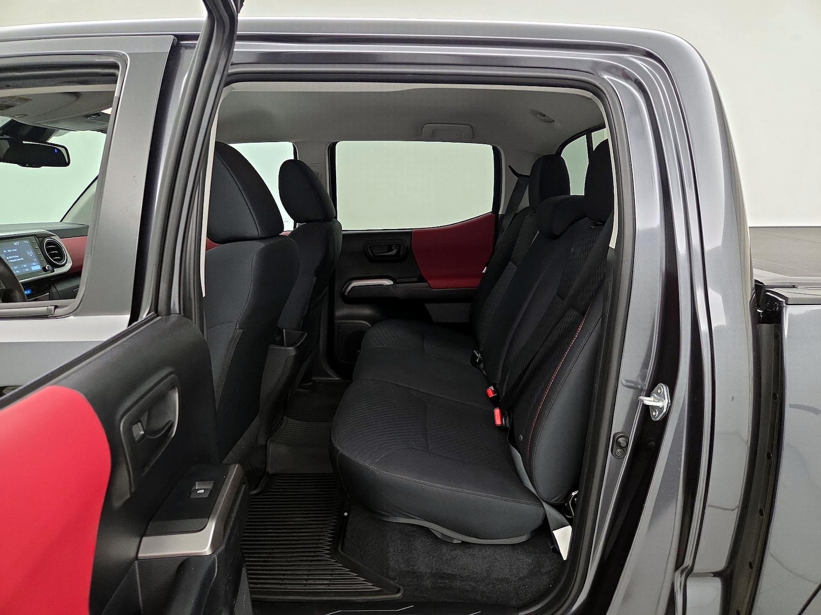 2021 Toyota Tacoma SR5 - Photo 20