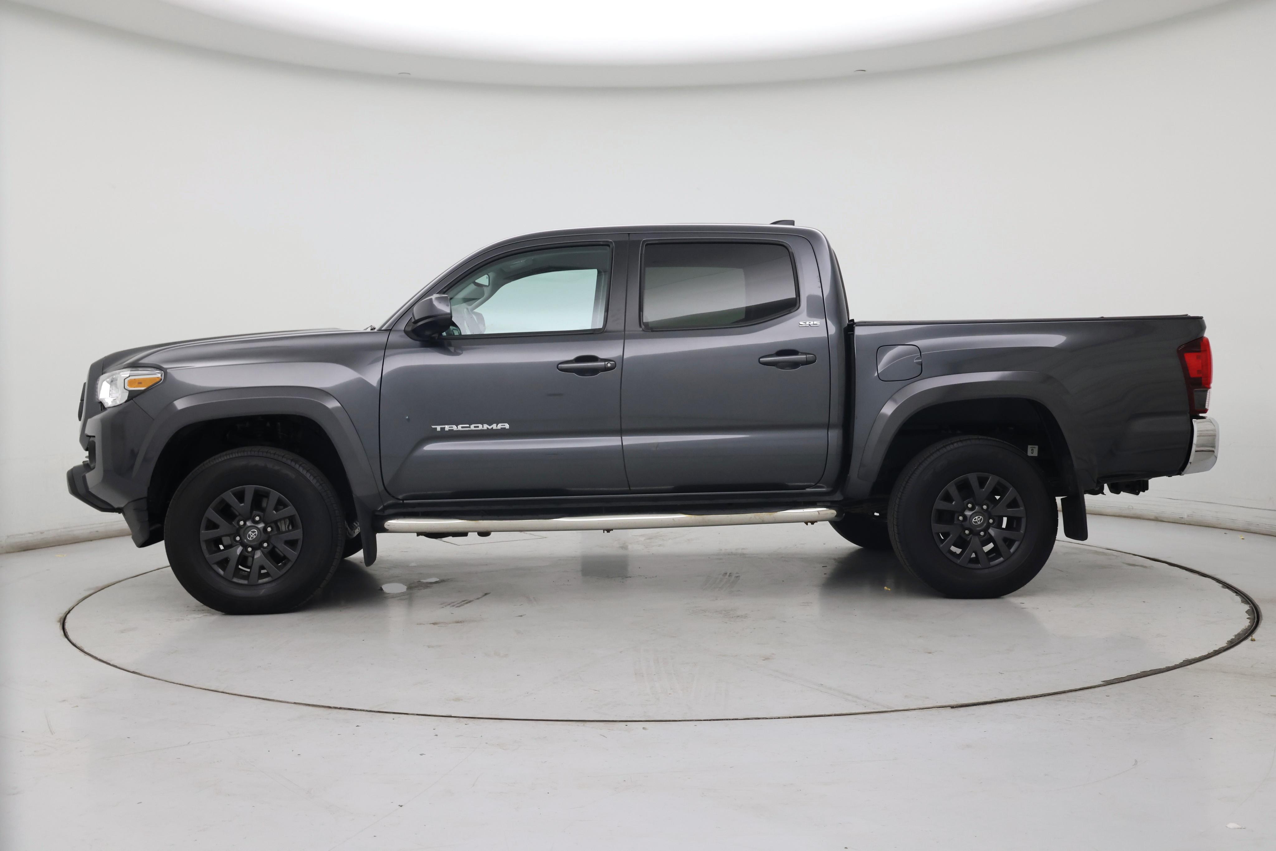 Thumbnail: 2021 Toyota Tacoma - 3