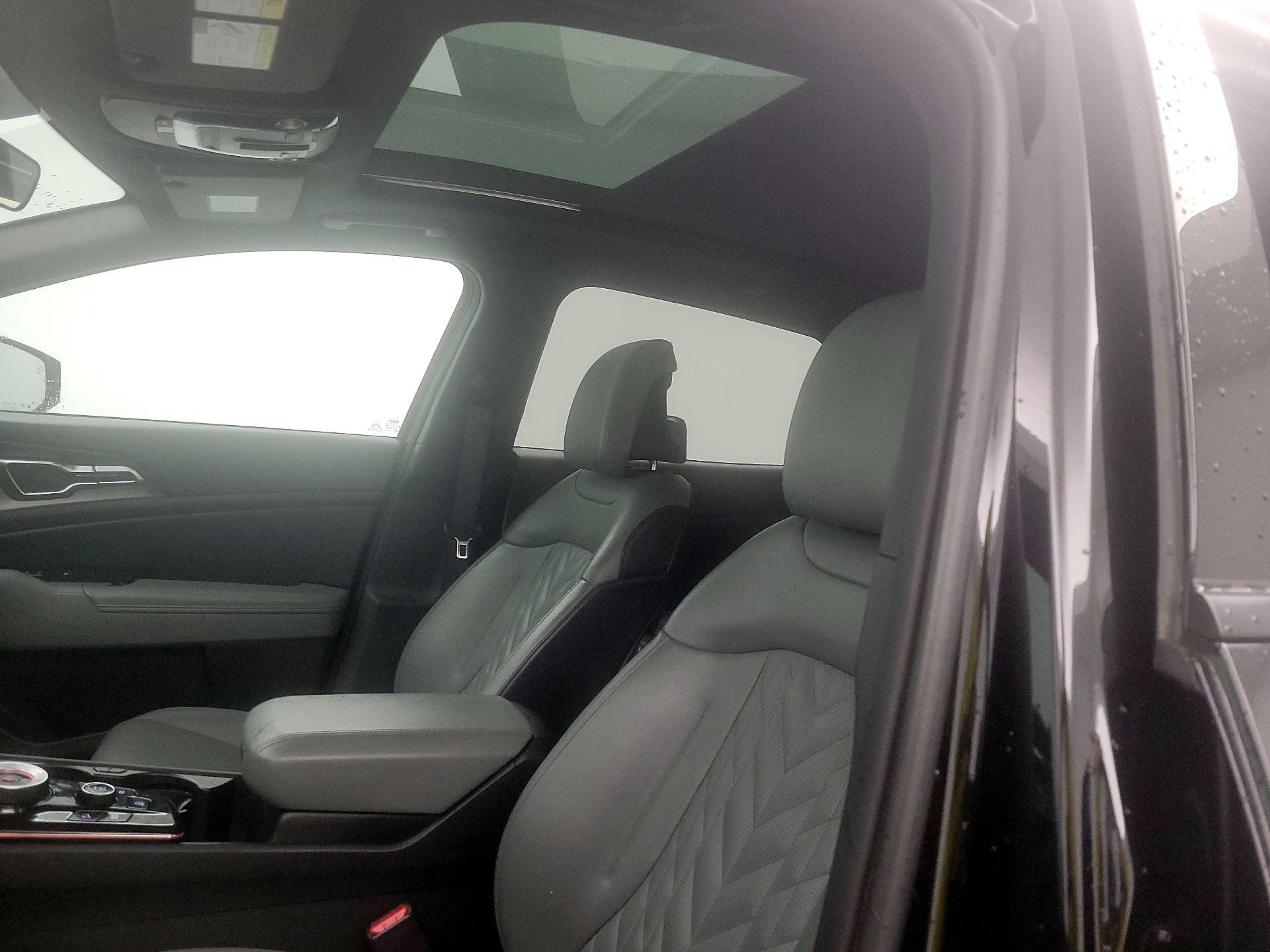 Thumbnail: 2023 Kia Sportage - 19