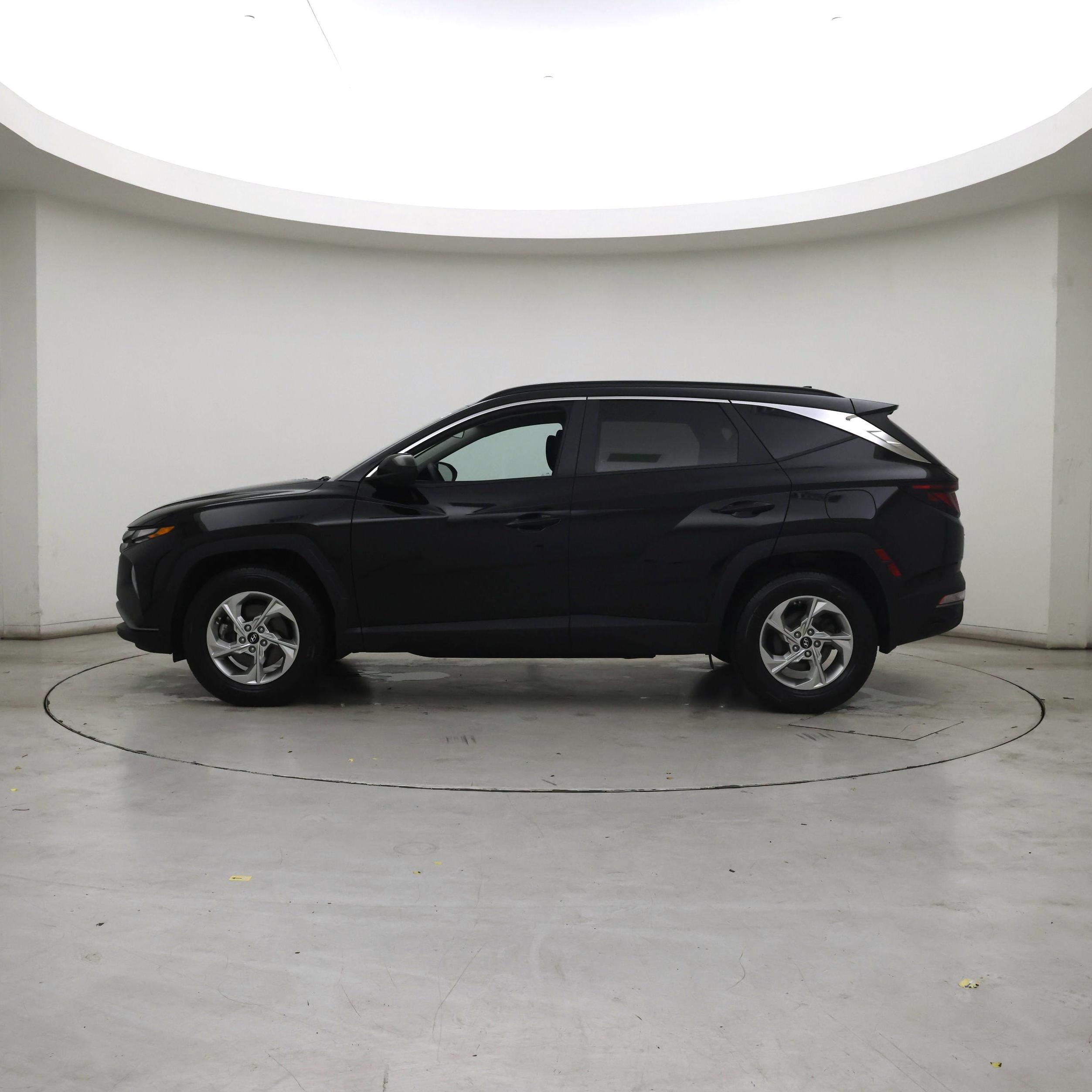 Thumbnail: 2024 Hyundai Tucson - 3