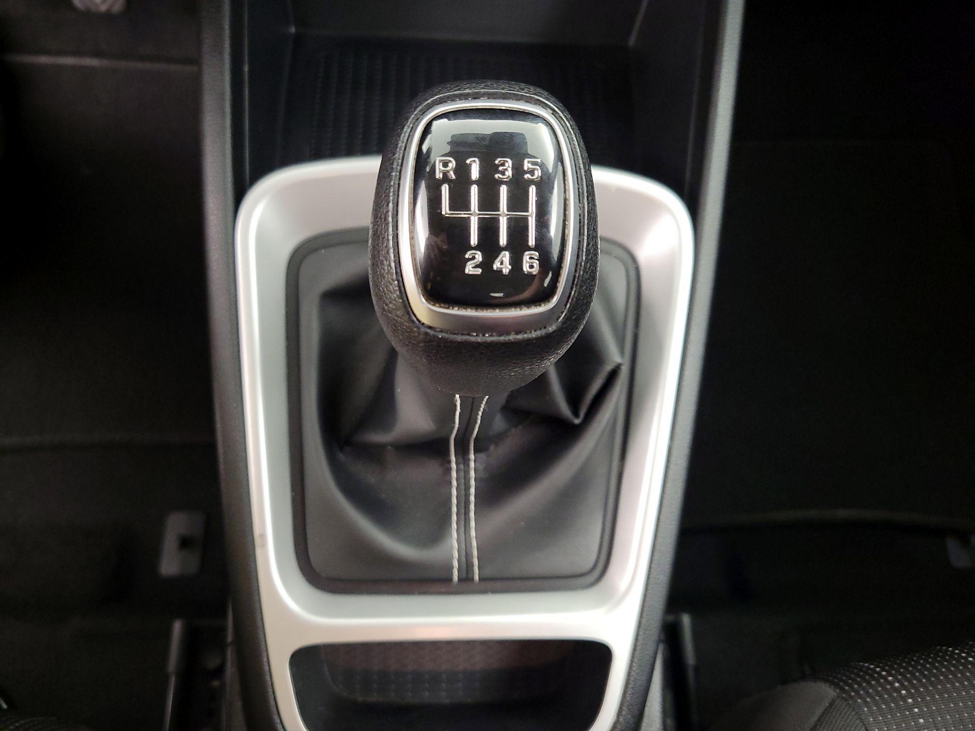 Thumbnail: 2020 Hyundai Venue - 18