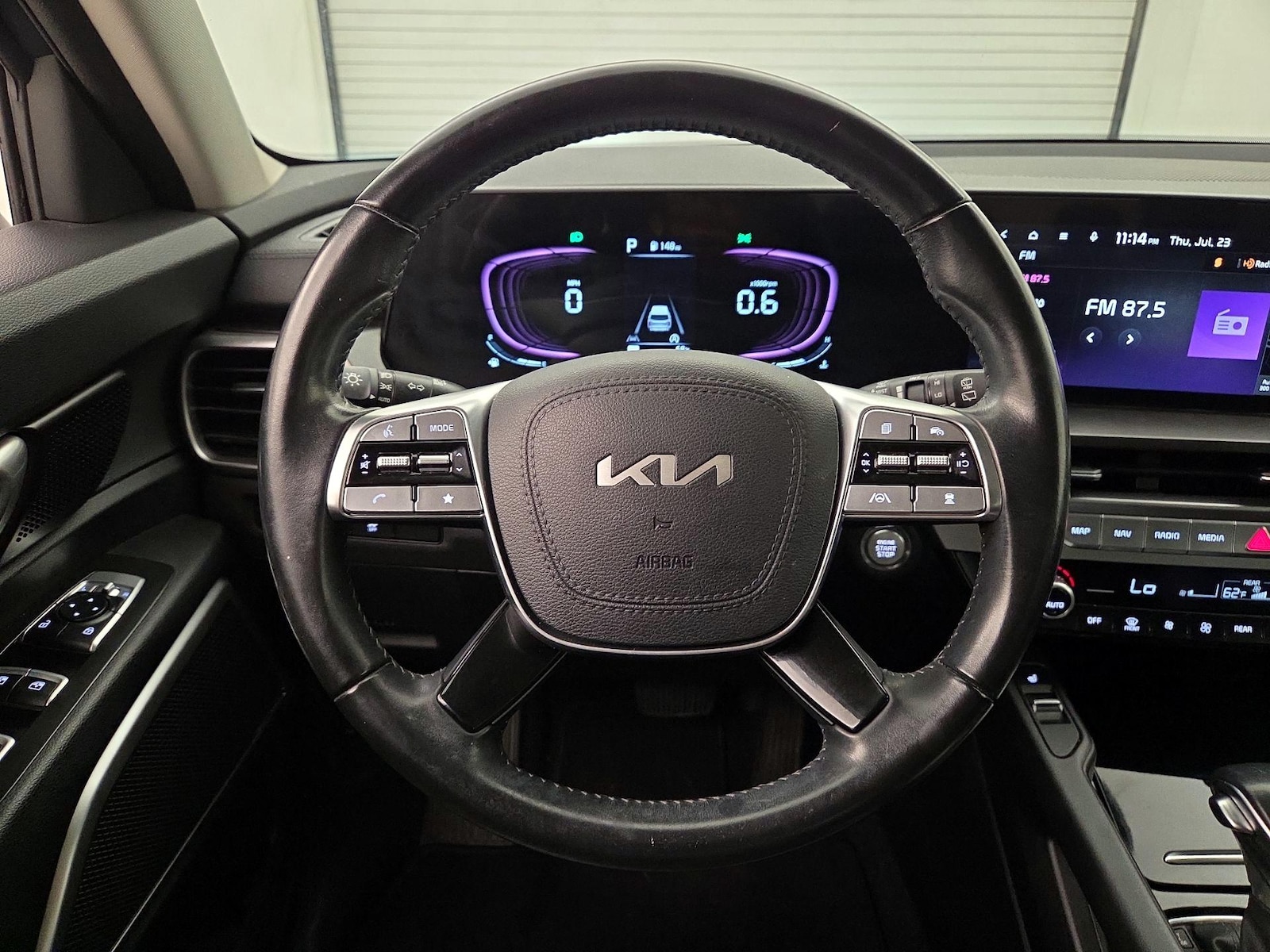 2023 Kia Telluride S - Photo 11