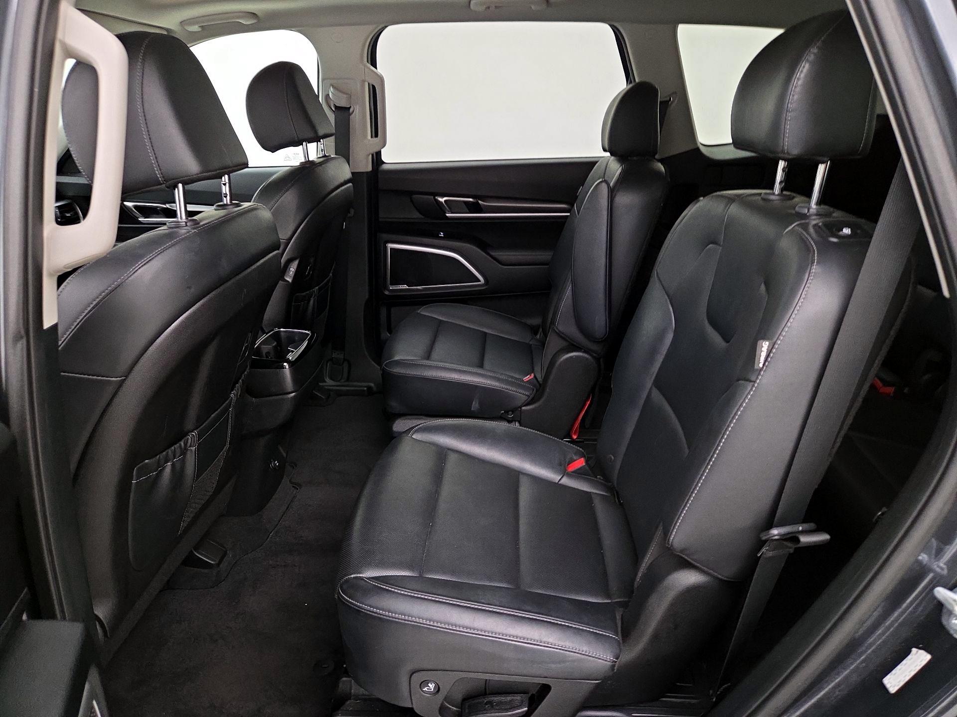 Thumbnail: 2023 Kia Telluride - 17