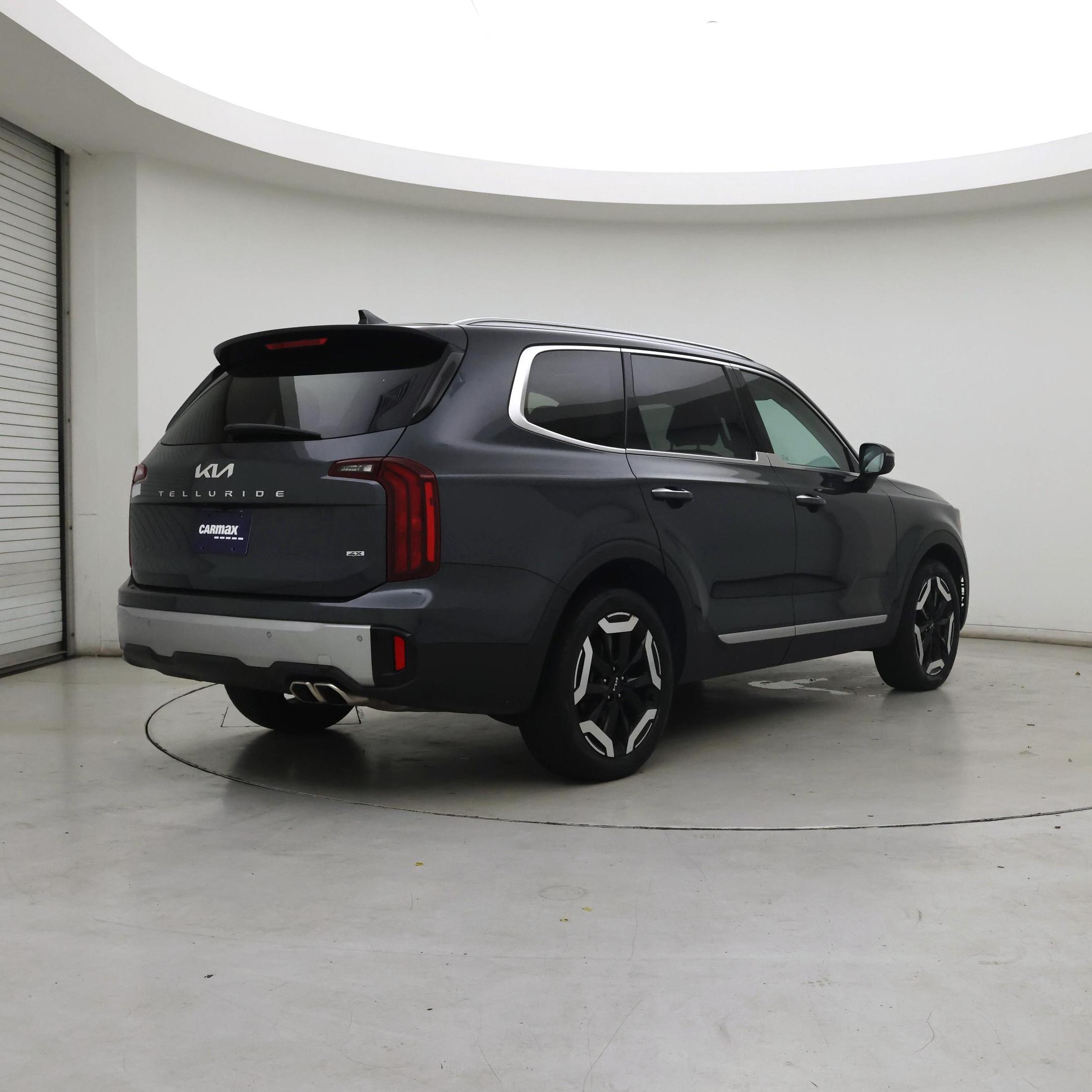Thumbnail: 2023 Kia Telluride - 8