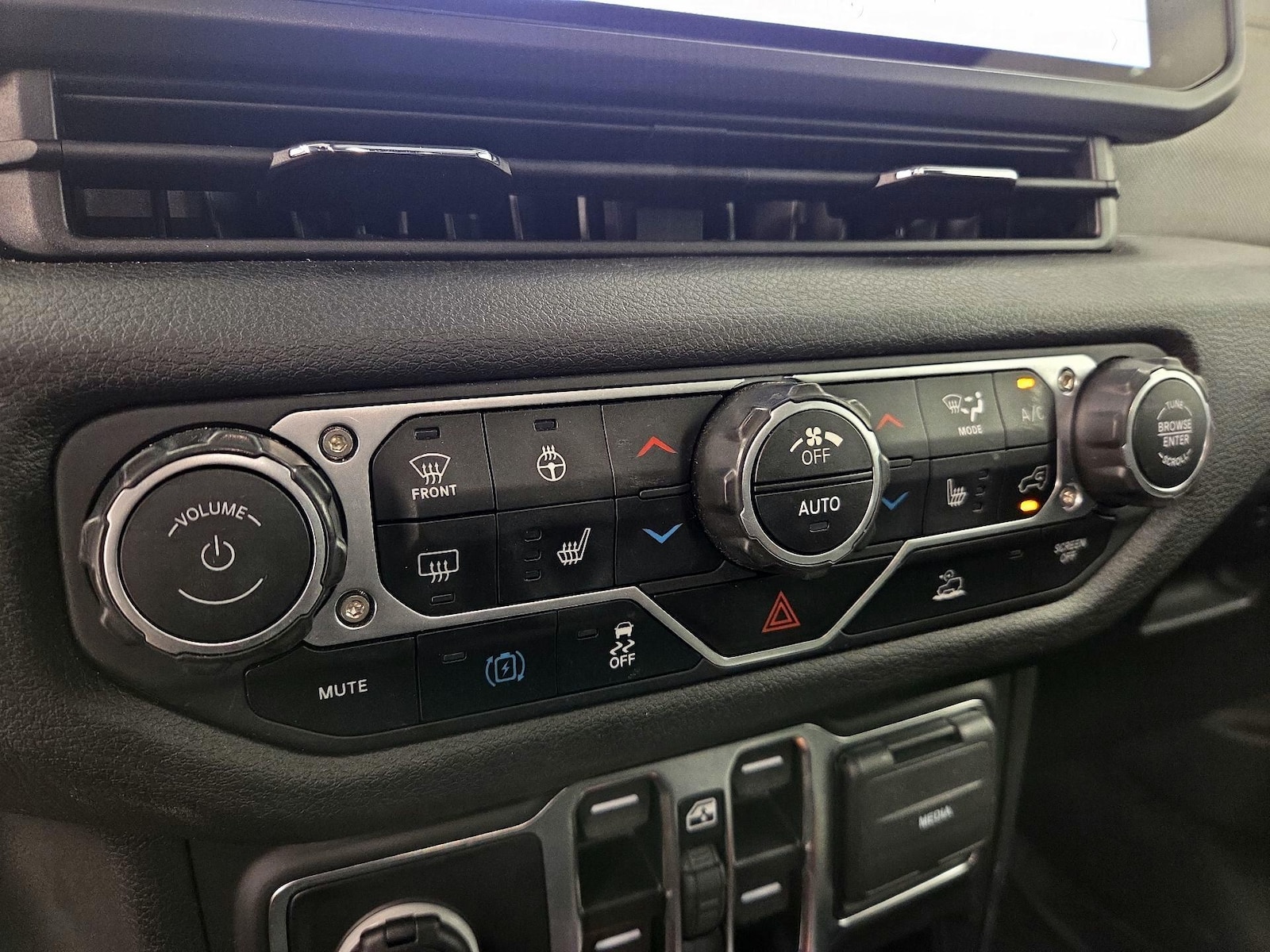 2024 Jeep Wrangler 4xe Sports S 4XE - Photo 17