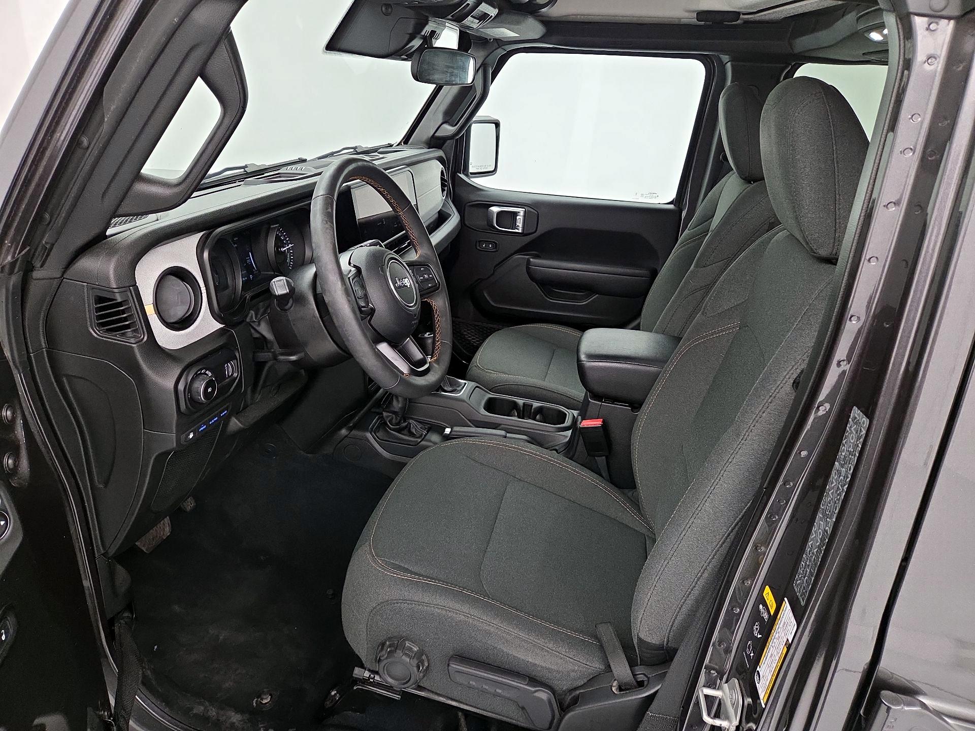 Thumbnail: 2024 Jeep Wrangler - 11