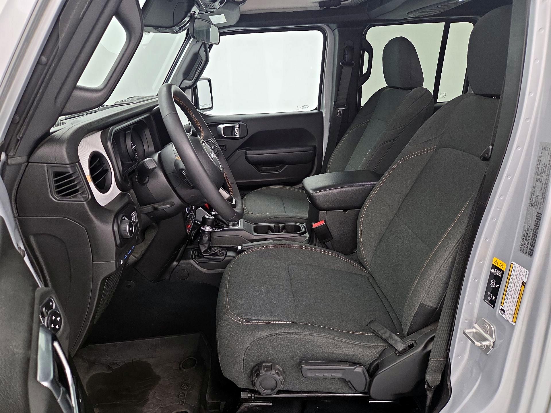 Thumbnail: 2024 Jeep Wrangler - 11