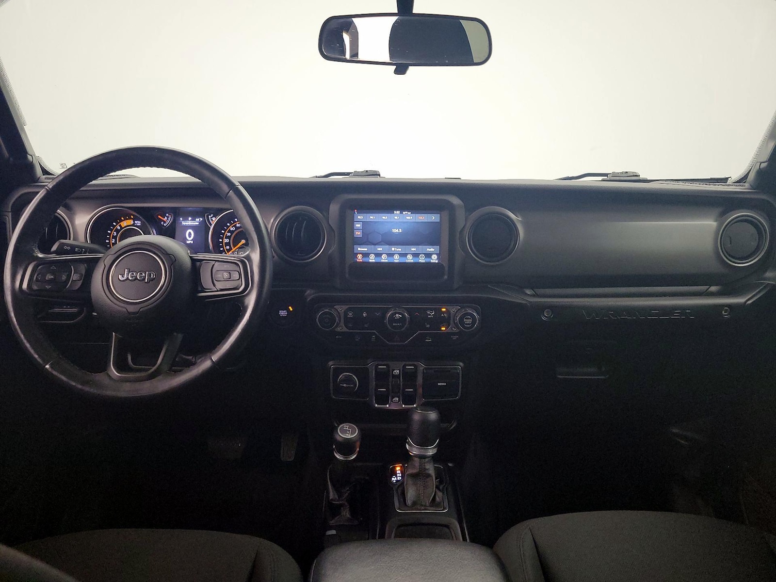 2022 Jeep Wrangler Unlimited Willys - Photo 10