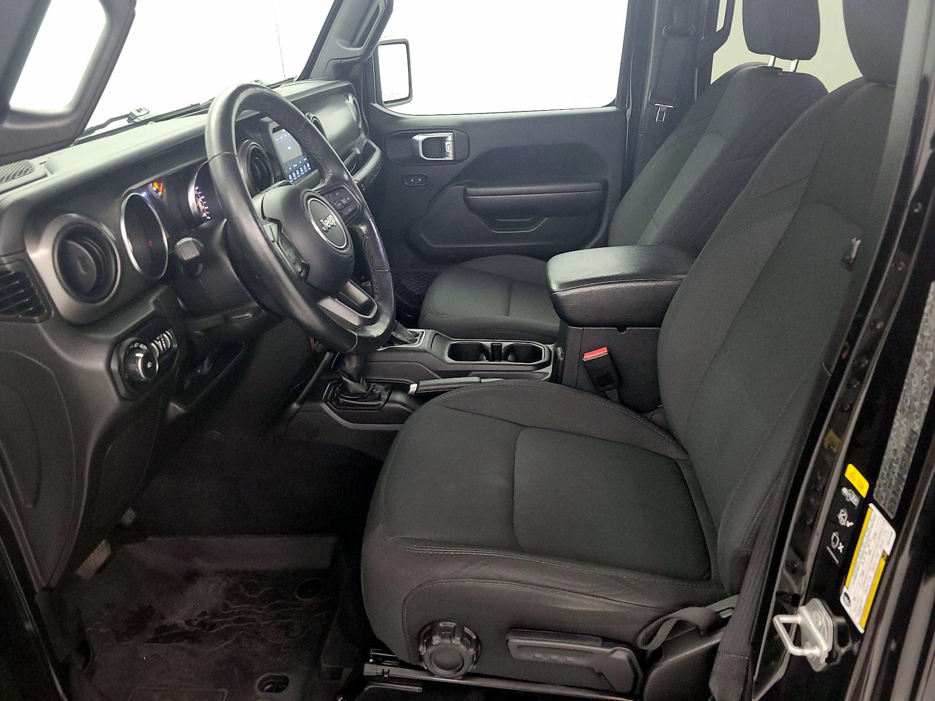 Thumbnail: 2022 Jeep Wrangler - 11