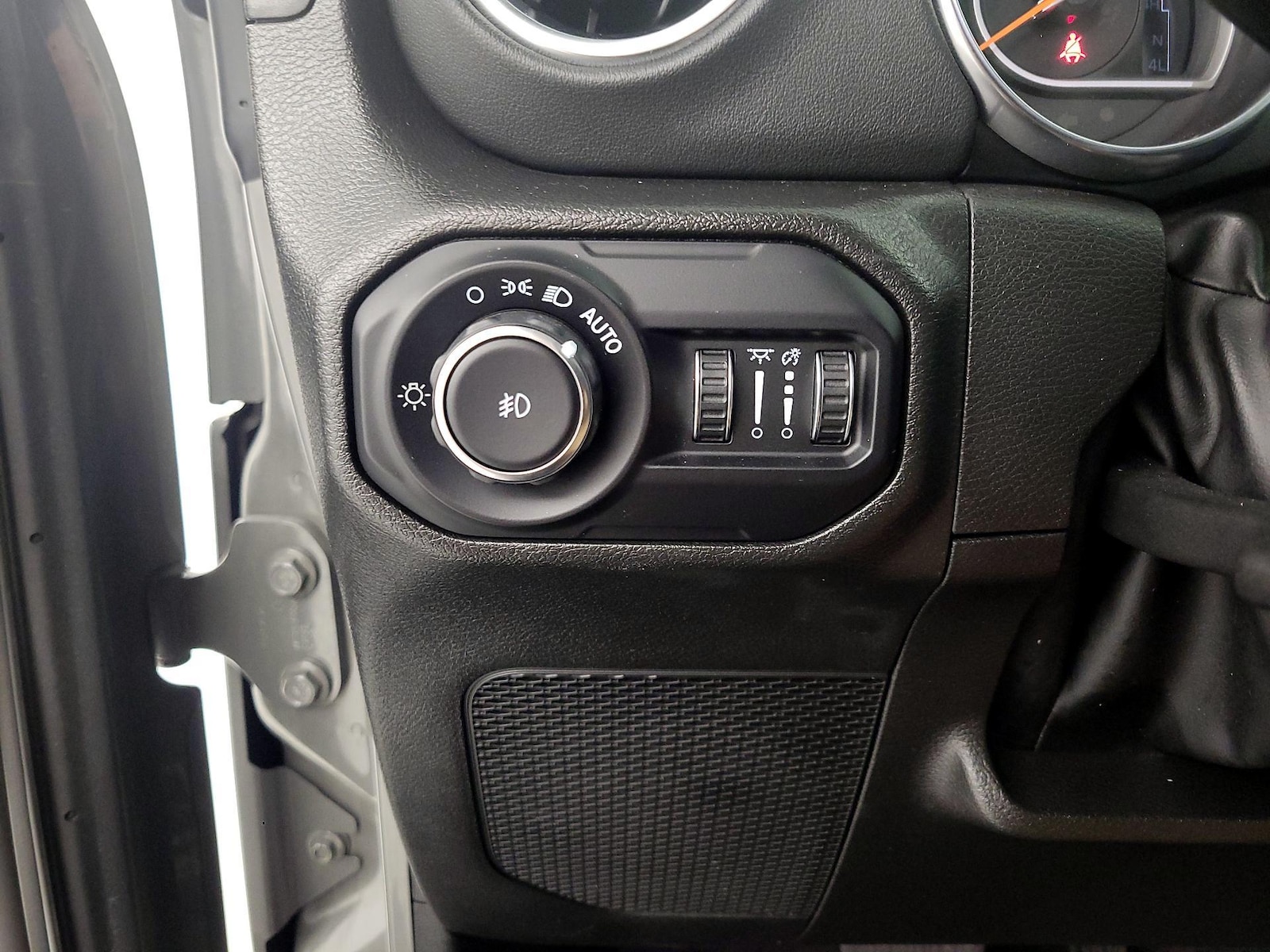 2022 Jeep Wrangler Unlimited Sahara - Photo 14