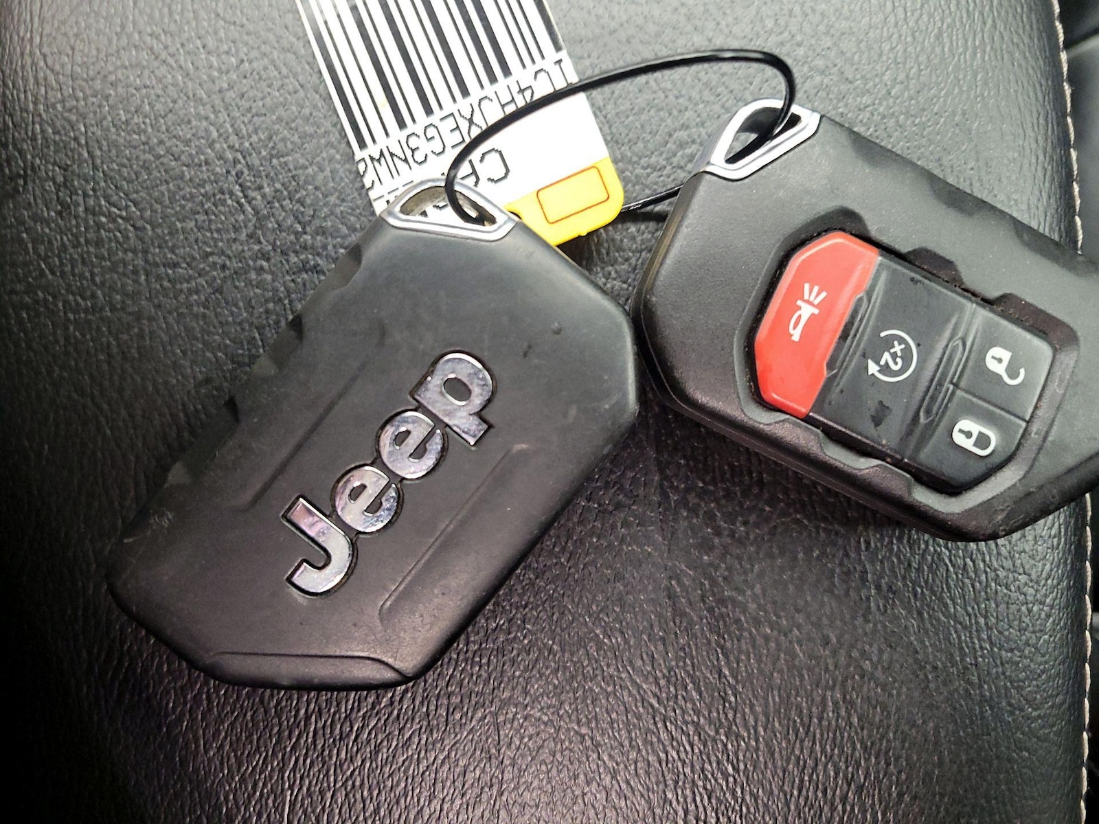 2022 Jeep Wrangler Unlimited Sahara - Photo 24