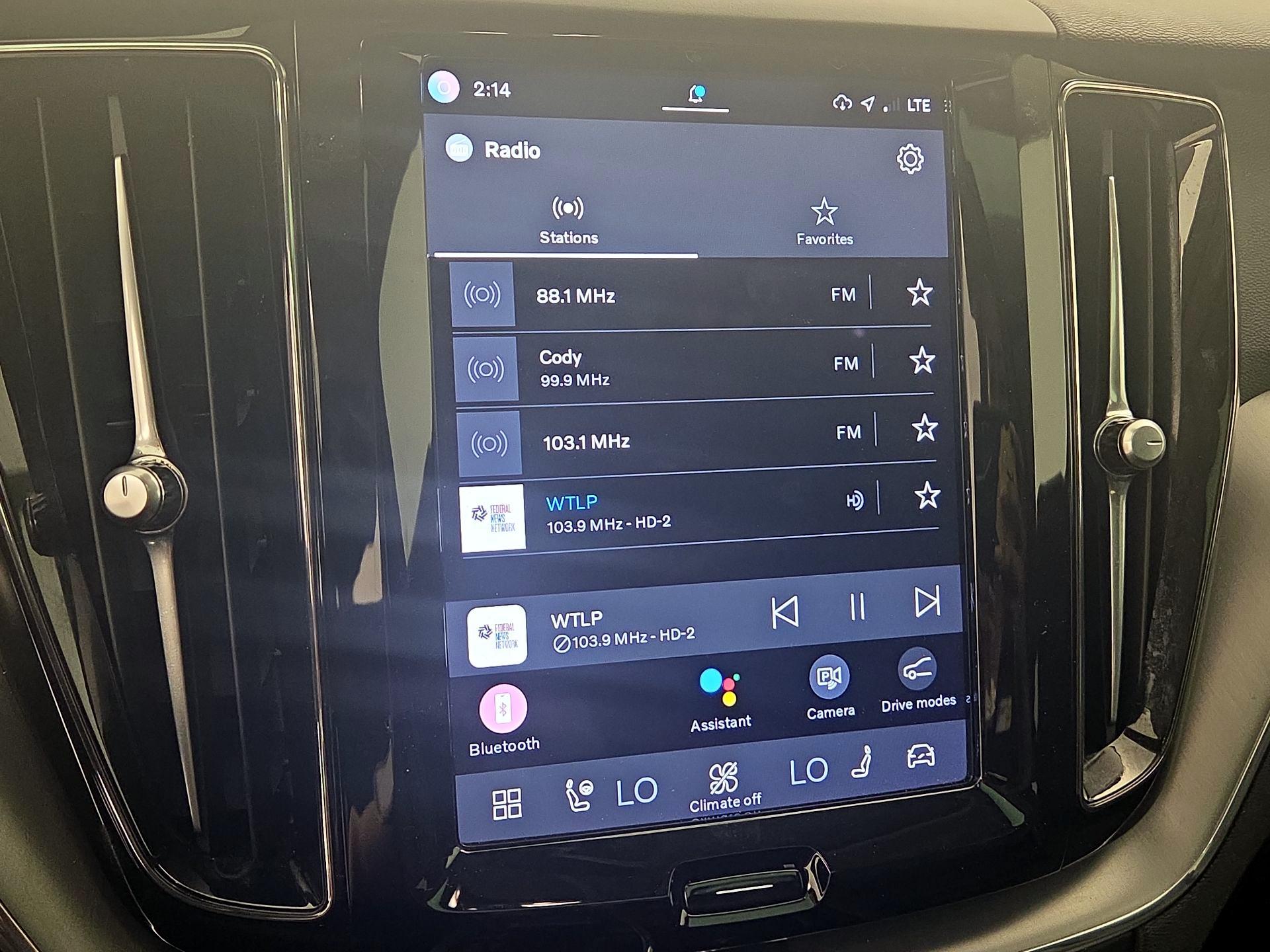 Thumbnail: 2023 Volvo XC60 - 16