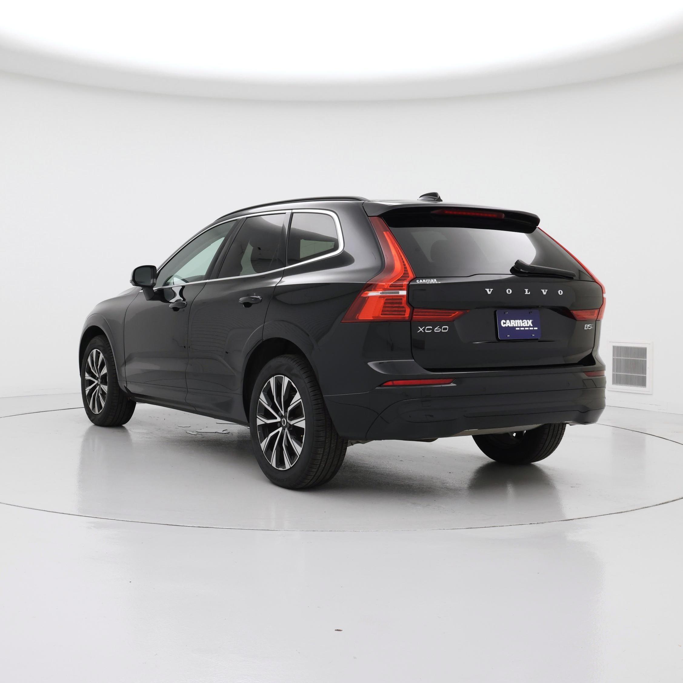 Thumbnail: 2023 Volvo XC60 - 2