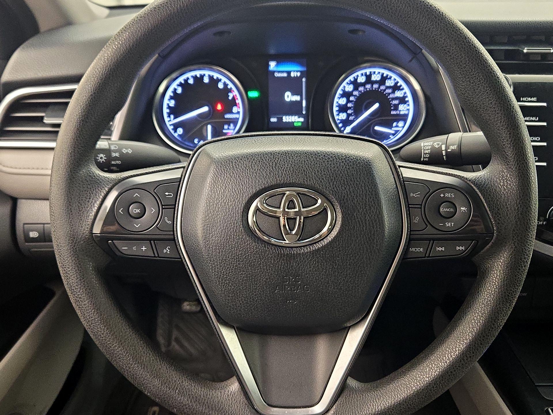 Thumbnail: 2018 Toyota Camry - 10