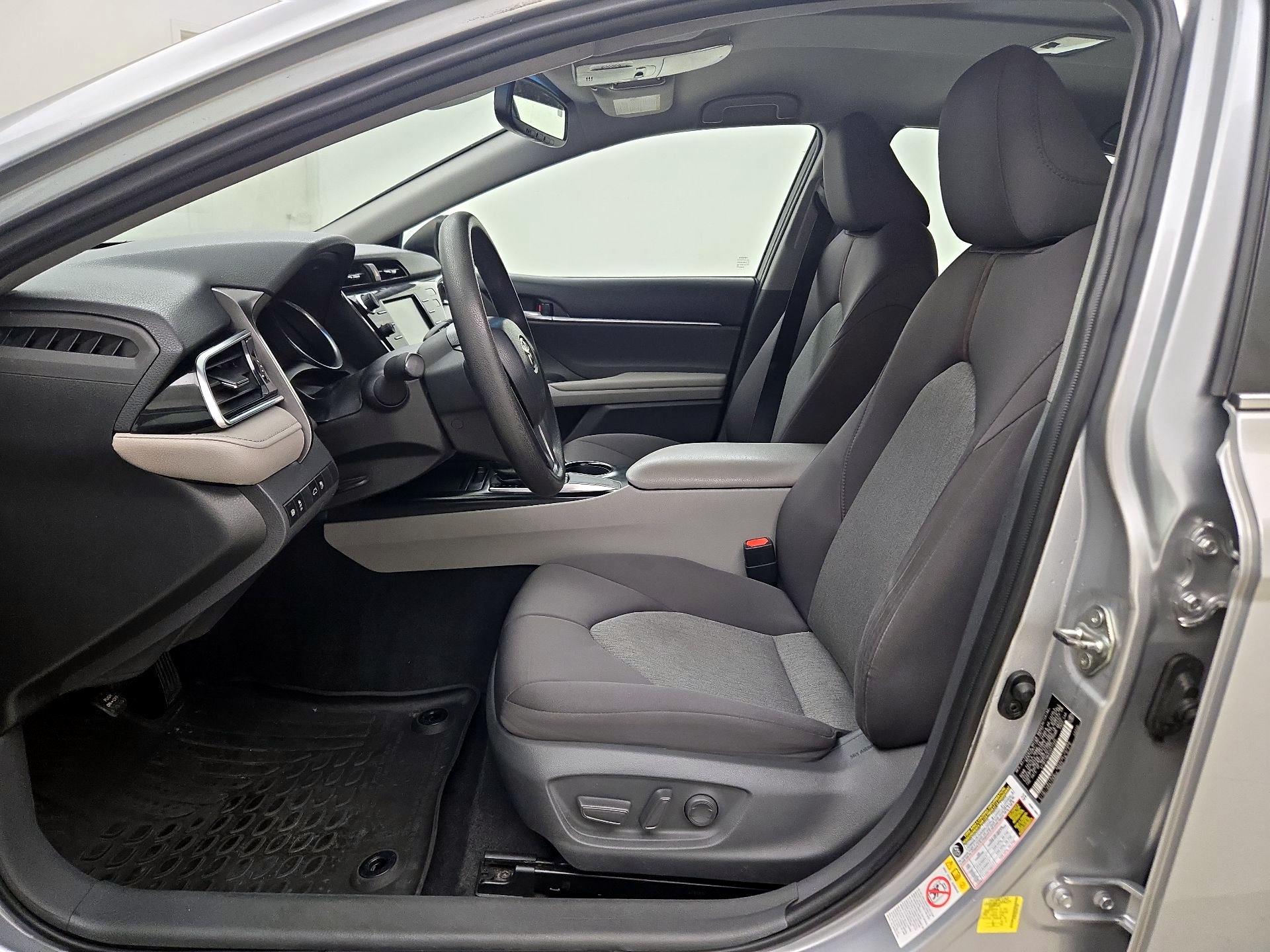 Thumbnail: 2018 Toyota Camry - 11