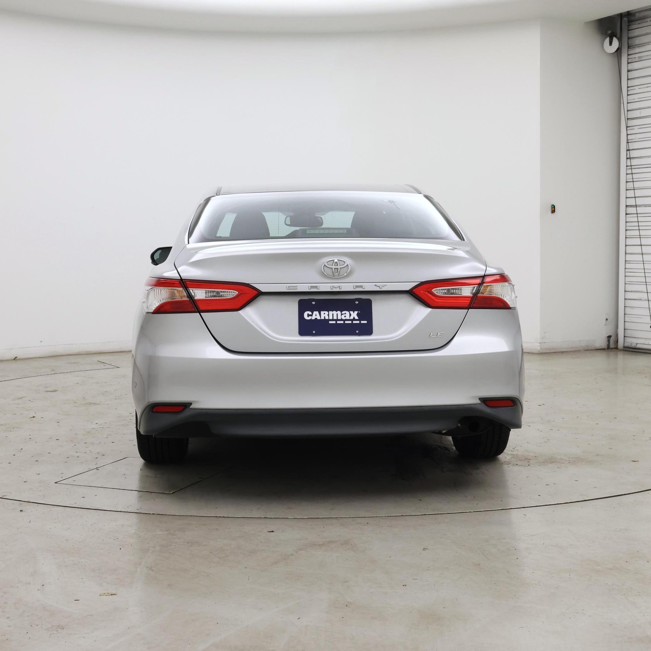 Thumbnail: 2018 Toyota Camry - 6