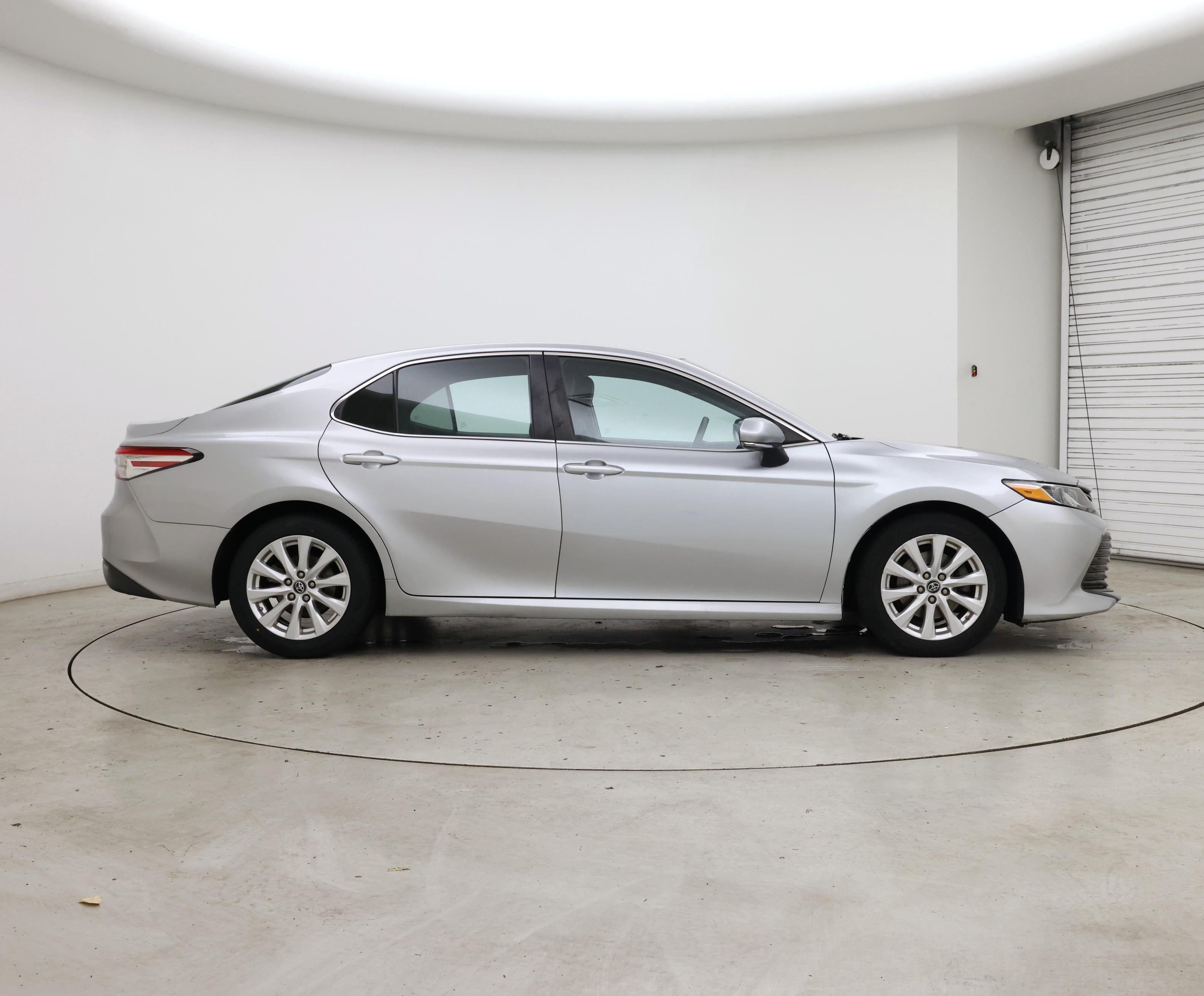 Thumbnail: 2018 Toyota Camry - 7
