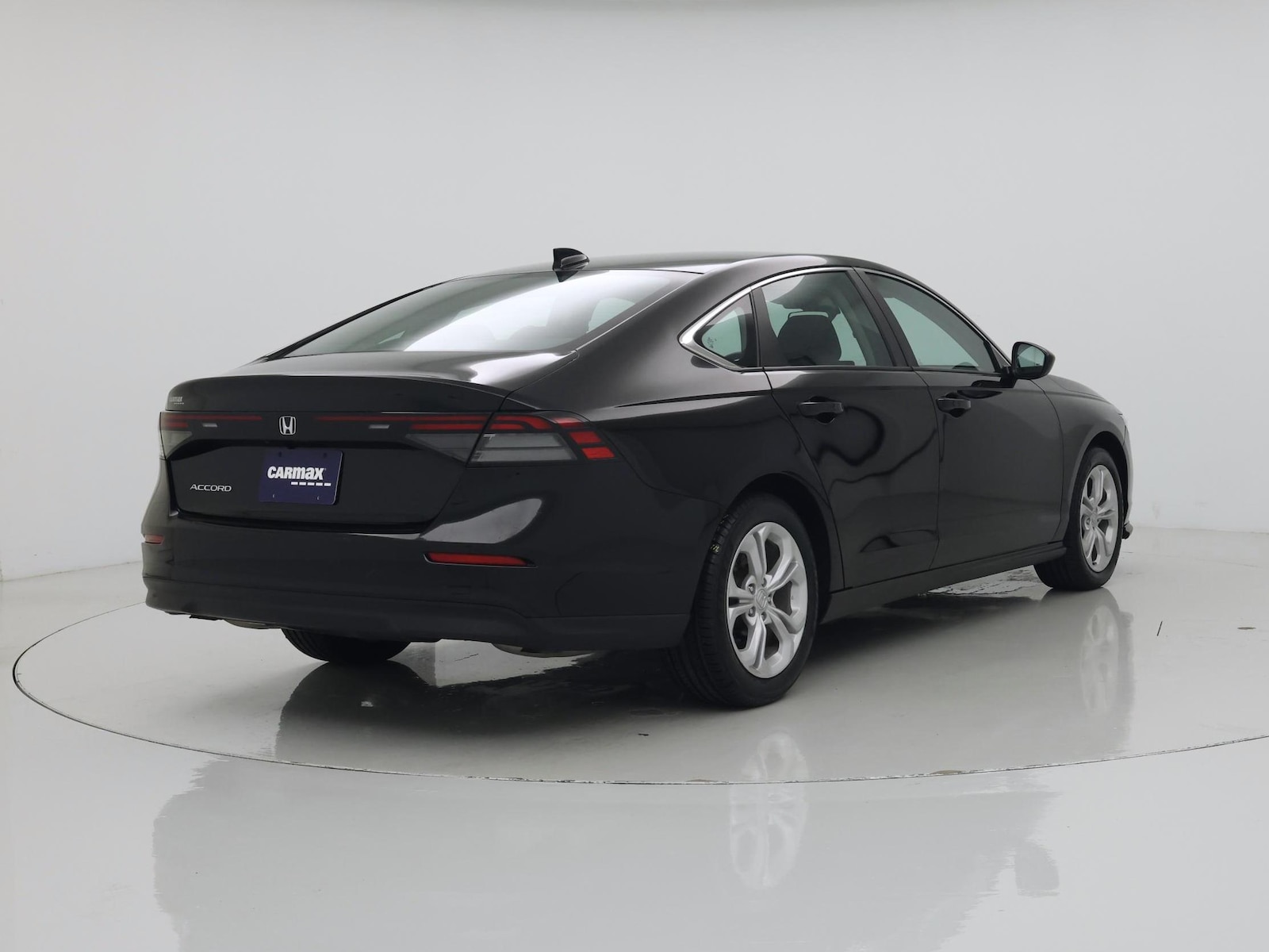 2024 Honda Accord LX - Photo 9