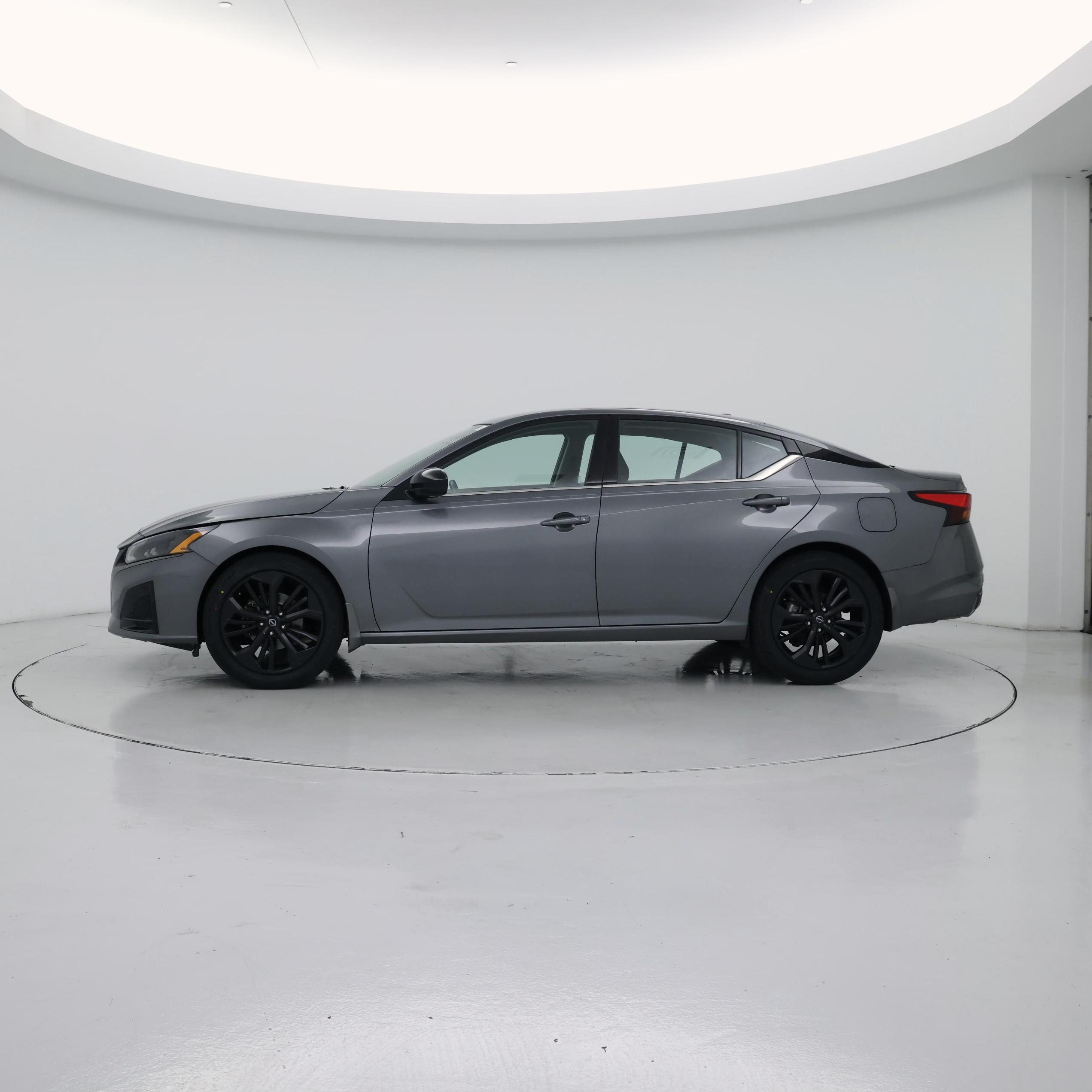 Thumbnail: 2023 Nissan Altima - 3