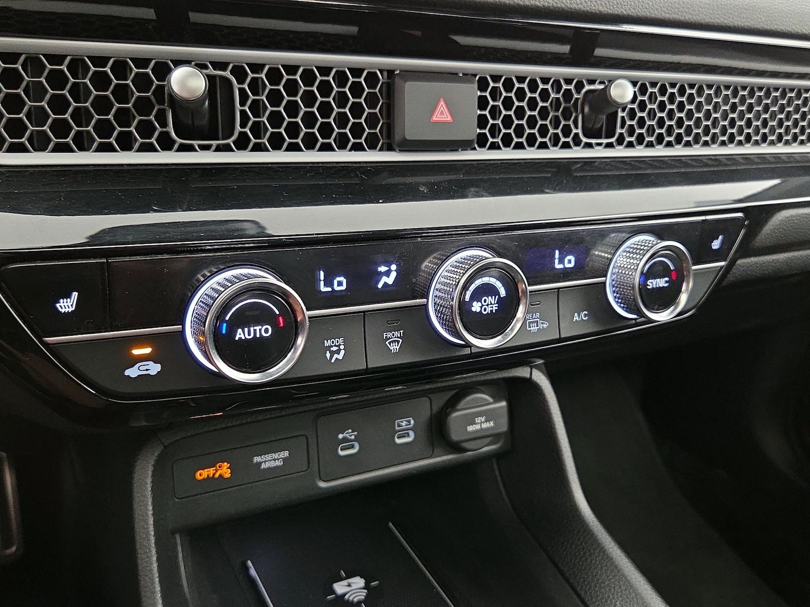 2025 Honda Civic Sport Touring - Photo 17