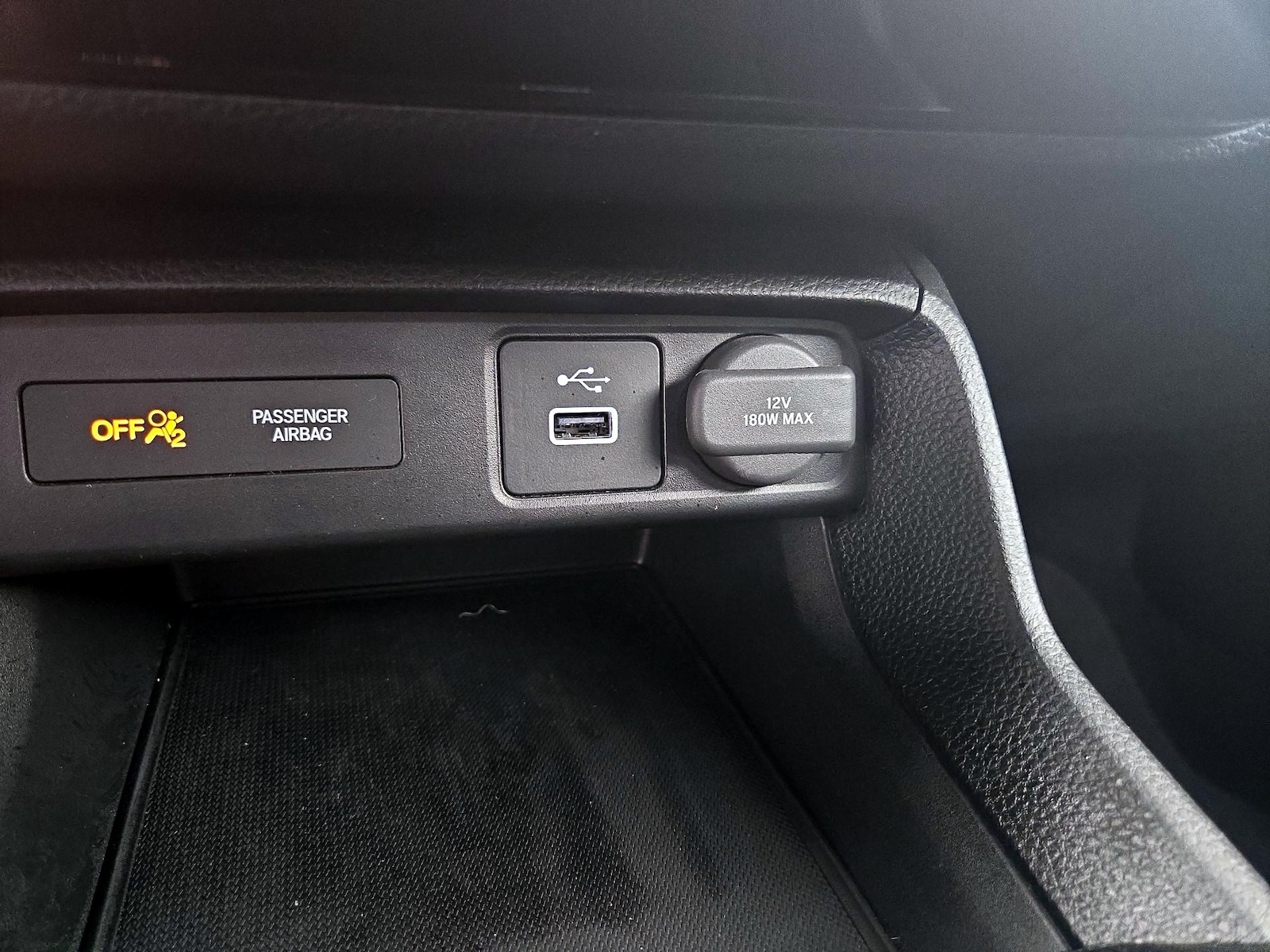 2024 Honda Civic Sport - Photo 19