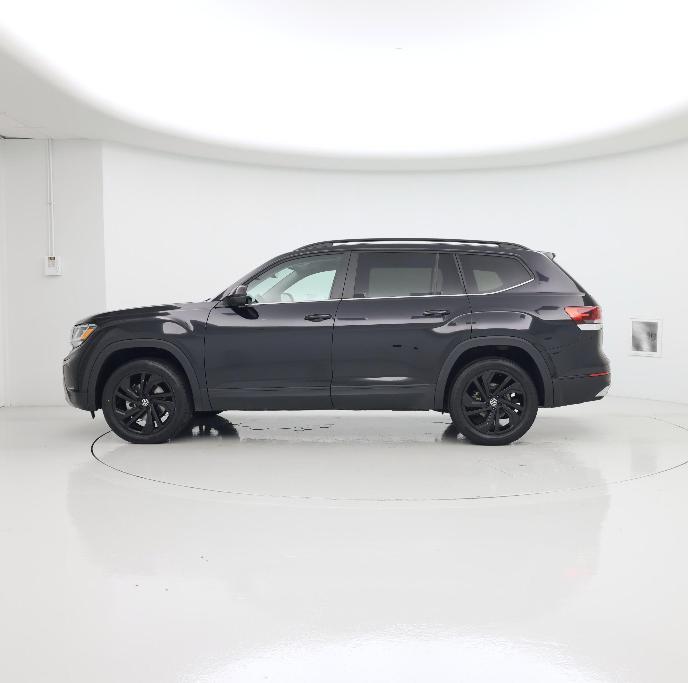 Thumbnail: 2023 Volkswagen Atlas - 3