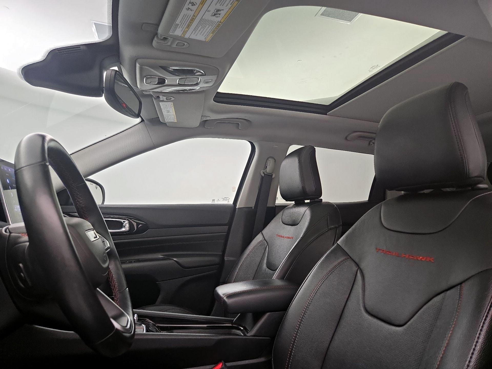 Thumbnail: 2022 Jeep Compass - 20