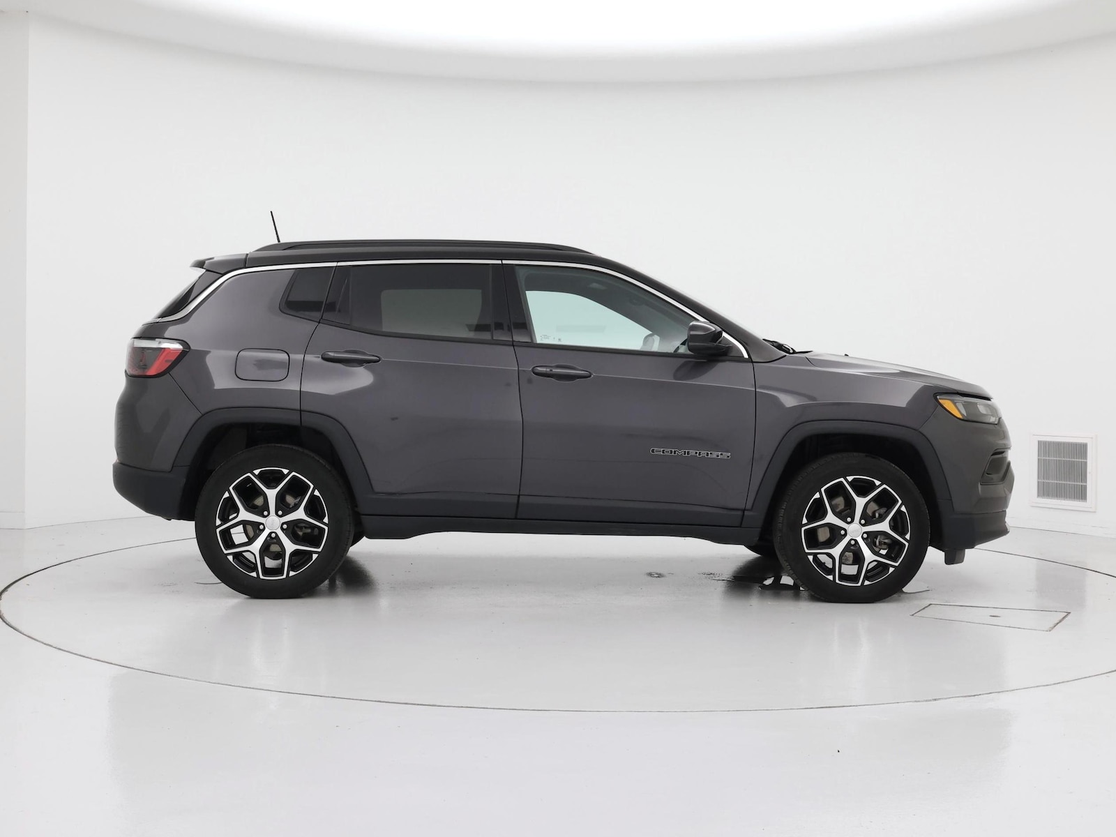 2024 Jeep Compass Limited - Photo 8