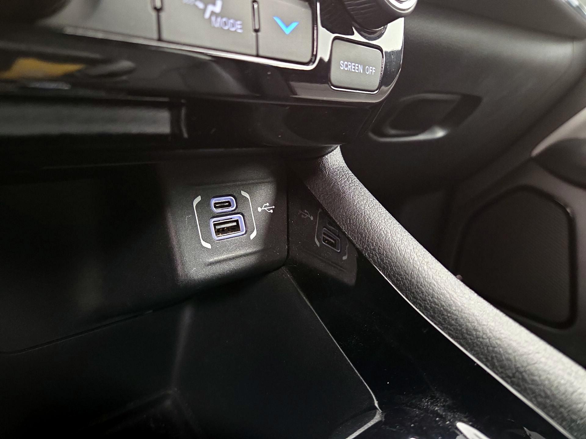 Thumbnail: 2023 Jeep Compass - 18
