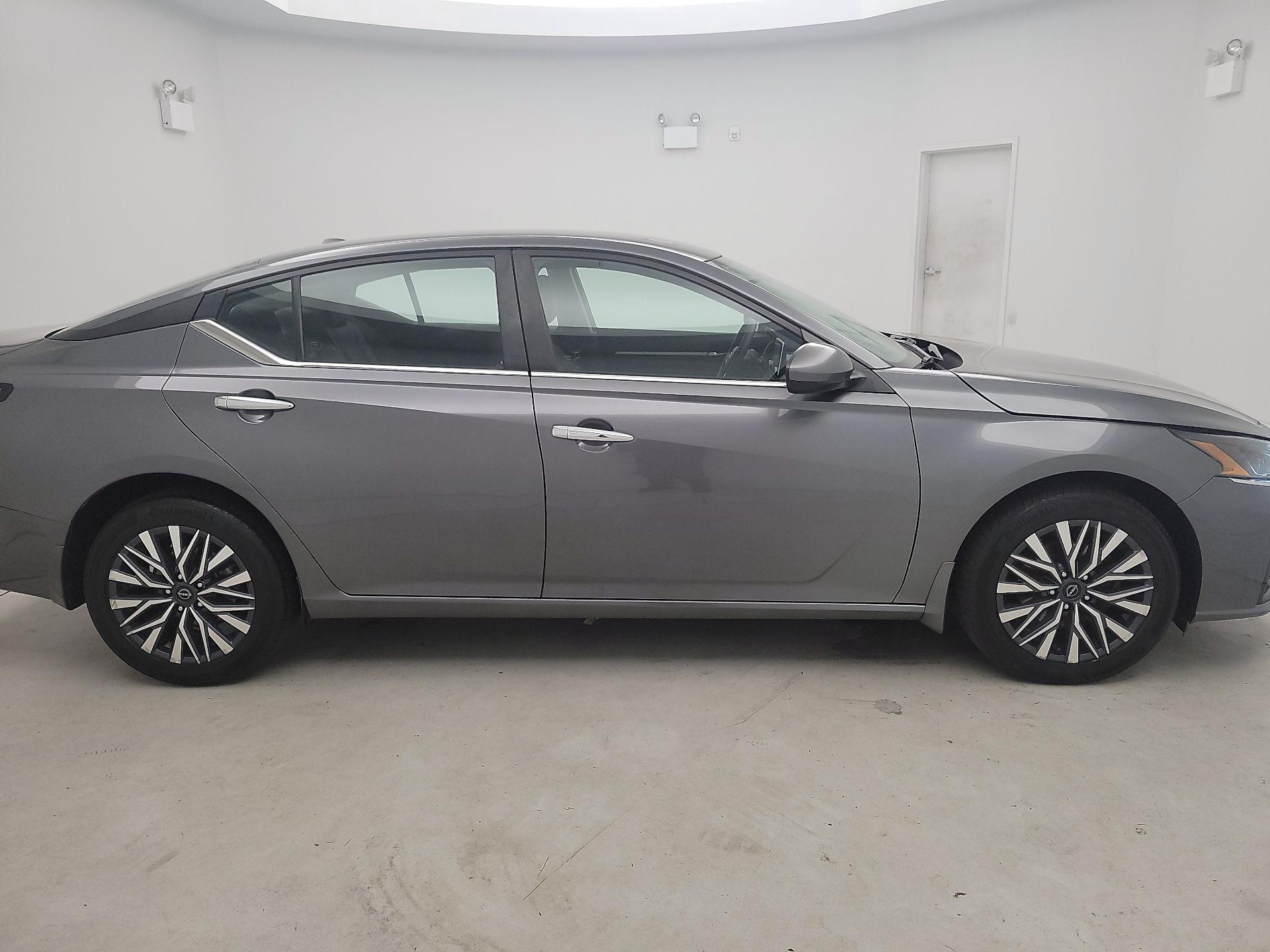 Thumbnail: 2023 Nissan Altima - 4