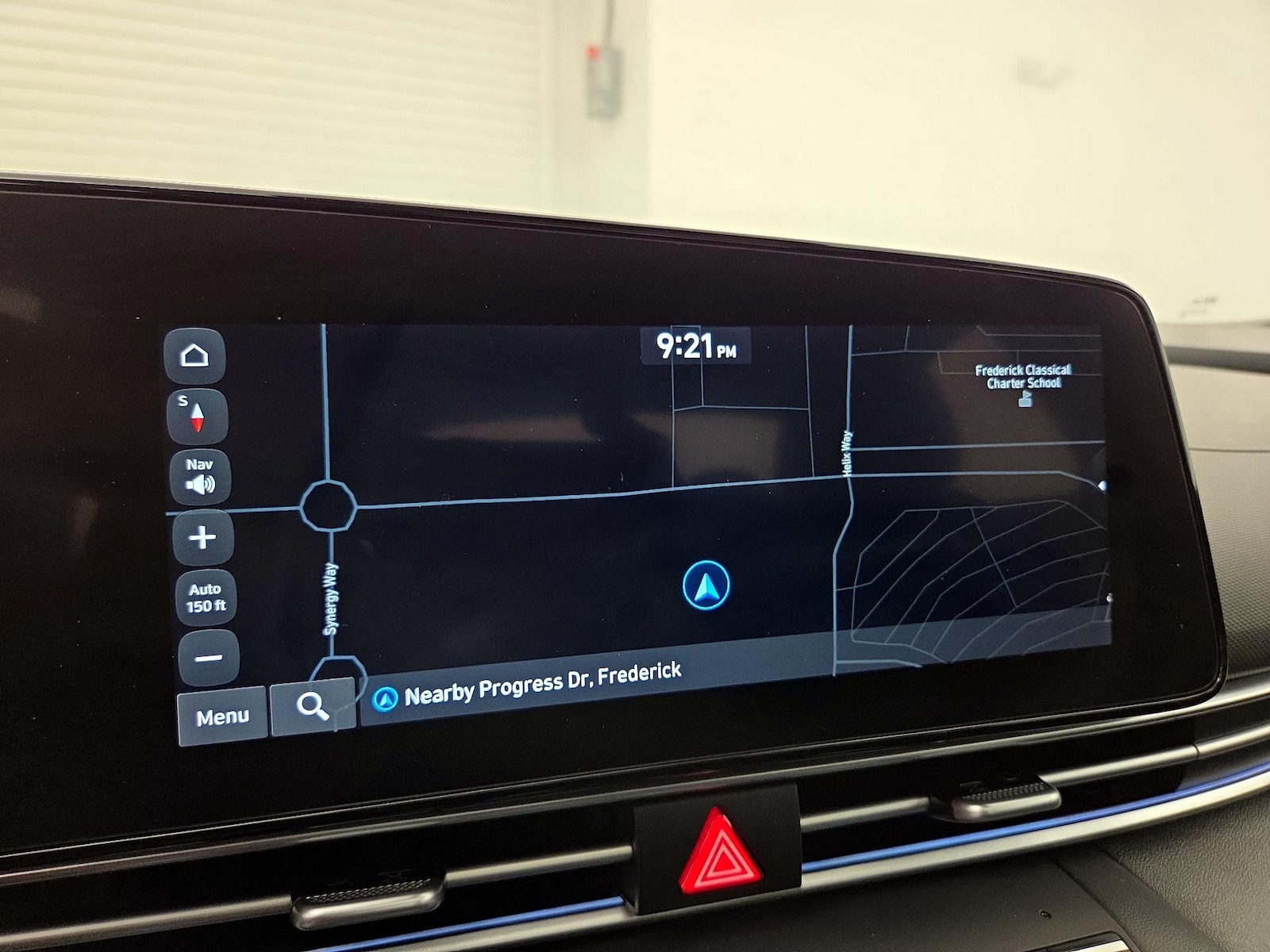 2025 Hyundai Elantra SEL - Photo 15