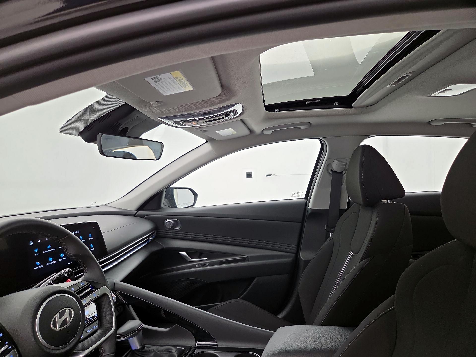 Thumbnail: 2025 Hyundai Elantra - 20
