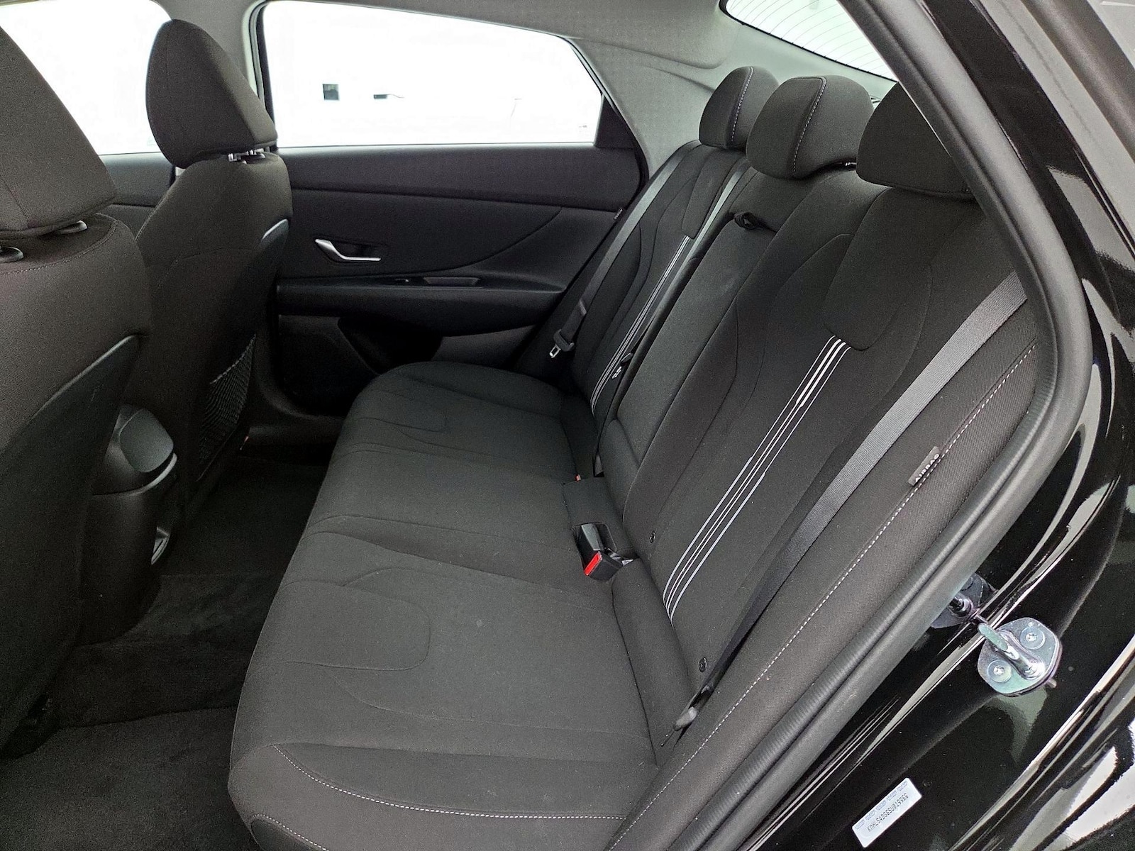 2025 Hyundai Elantra SEL - Photo 22