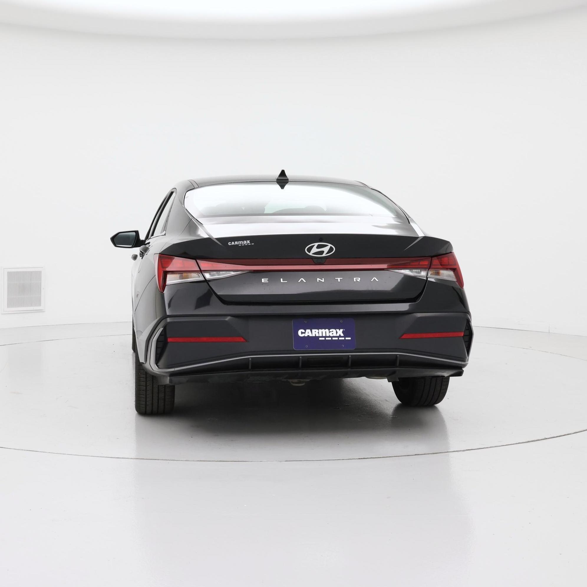 Thumbnail: 2025 Hyundai Elantra - 6
