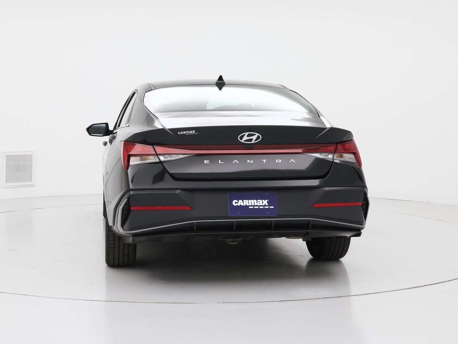 2025 Hyundai Elantra SEL - Photo 7