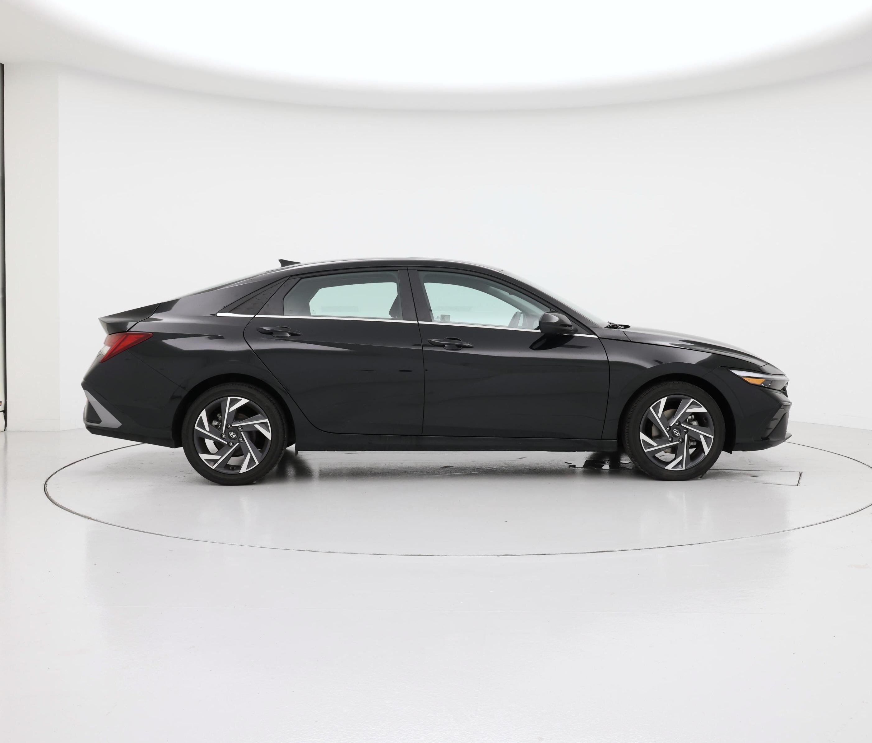 Thumbnail: 2025 Hyundai Elantra - 7