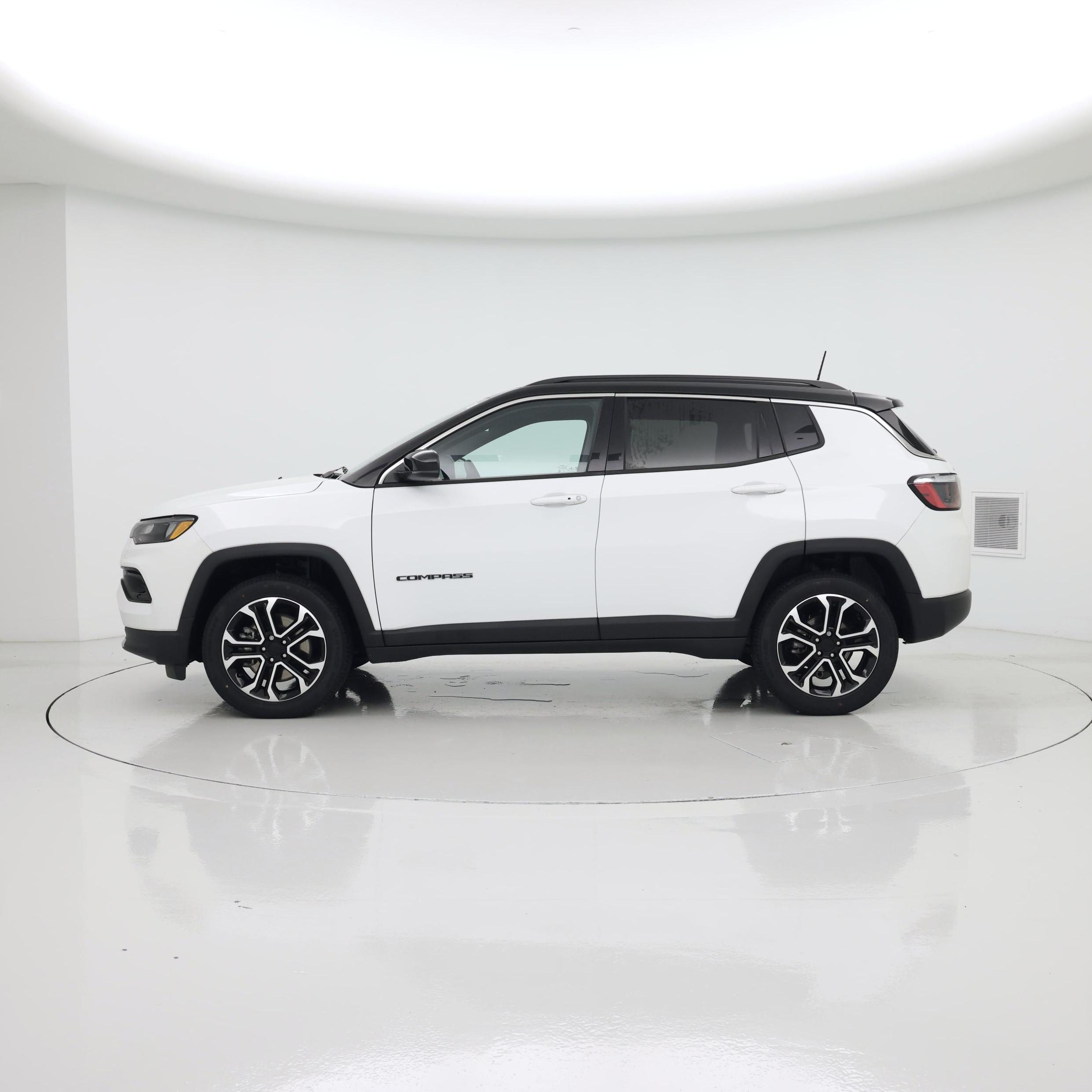 Thumbnail: 2023 Jeep Compass - 3